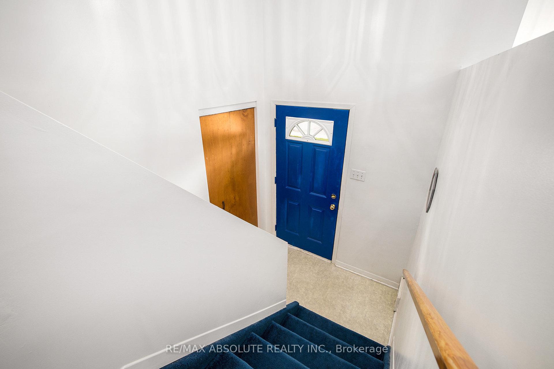 Photo 2 of 99 Edward Street S, Arnprior — HOMEH