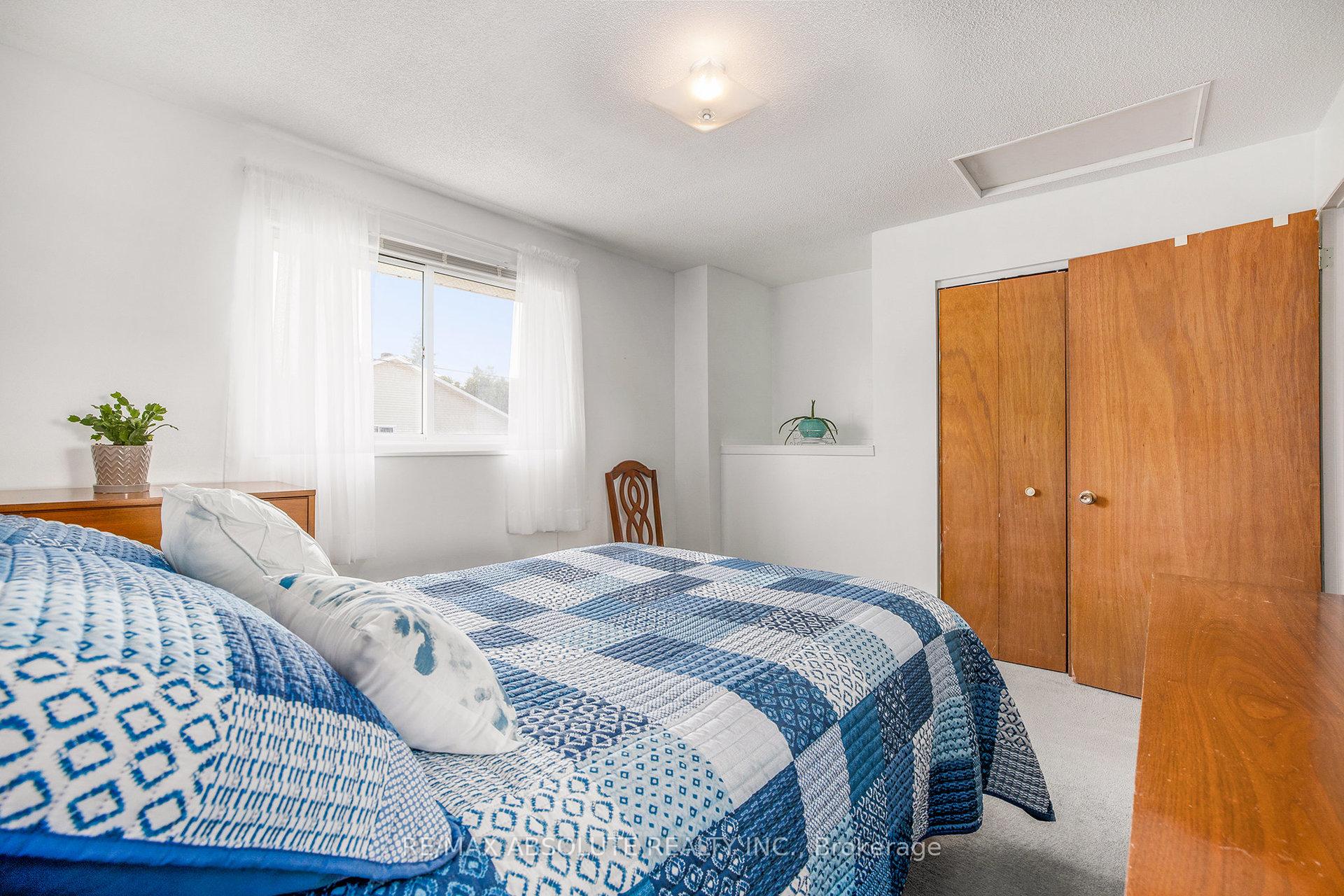 Photo 12 of 99 Edward Street S, Arnprior — HOMEH