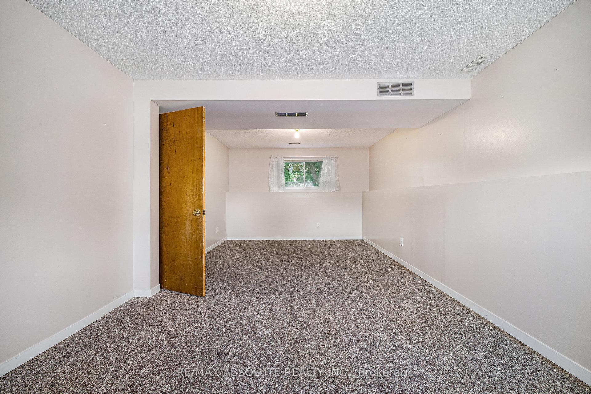 Photo 20 of 99 Edward Street S, Arnprior — HOMEH