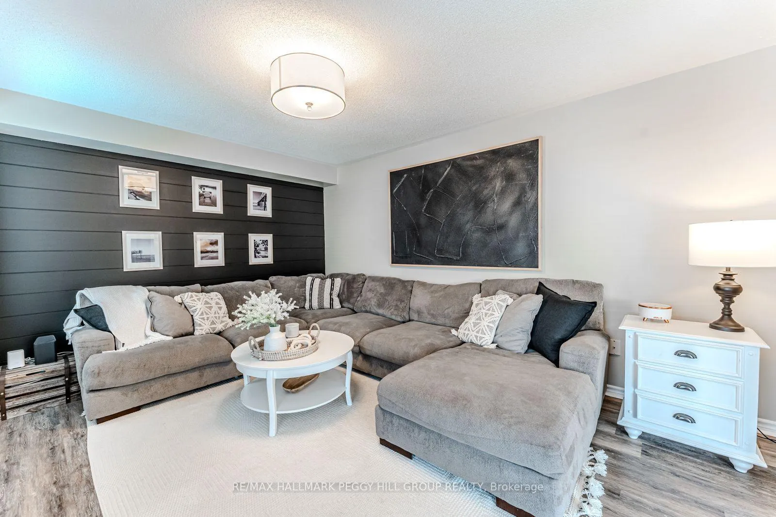 Photo 6 of 14 Regina Road, Barrie, Innis-Shore — HOMEH