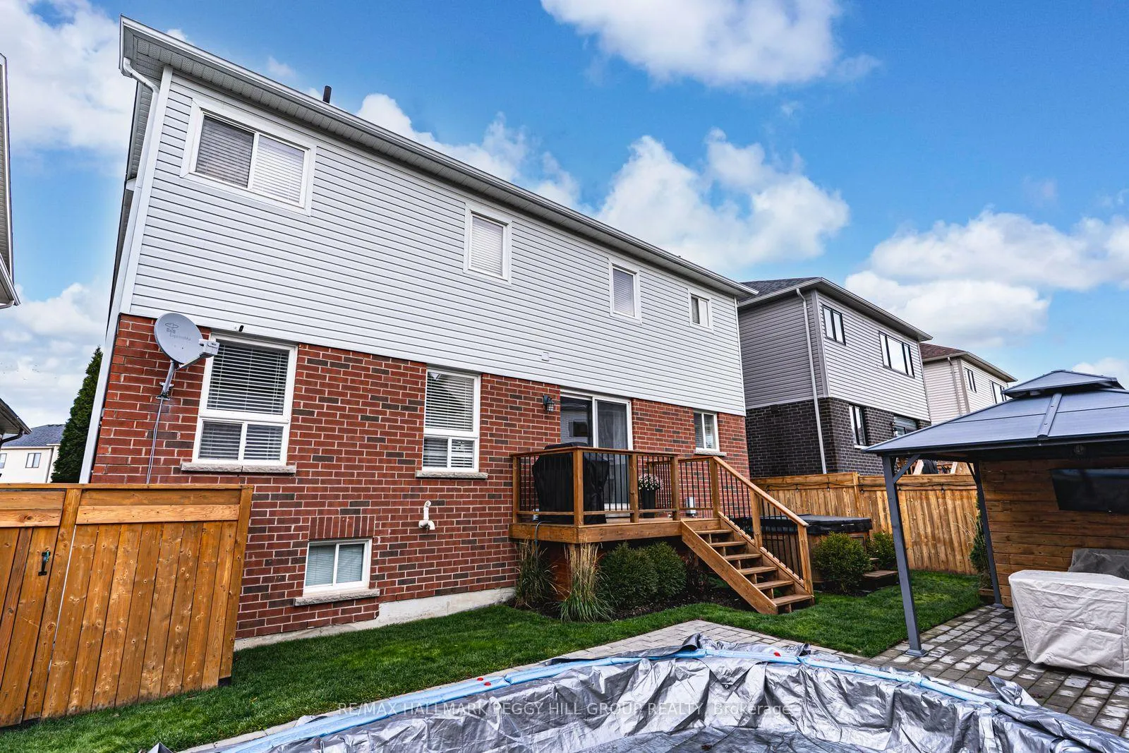 Photo 22 of 14 Regina Road, Barrie, Innis-Shore — HOMEH