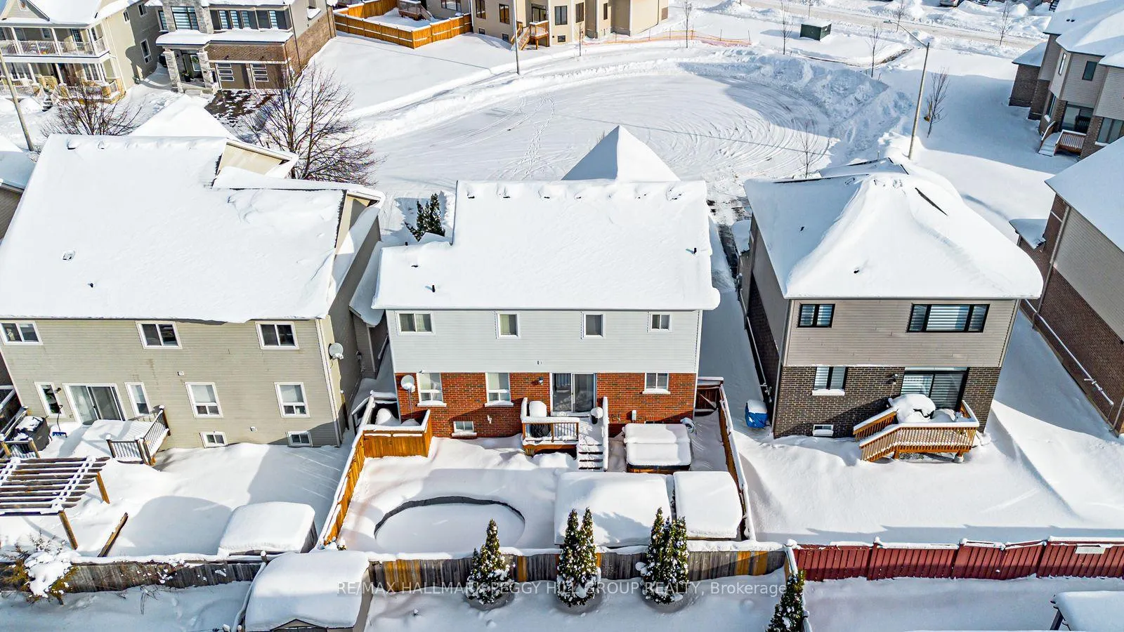 Photo 24 of 14 Regina Road, Barrie, Innis-Shore — HOMEH