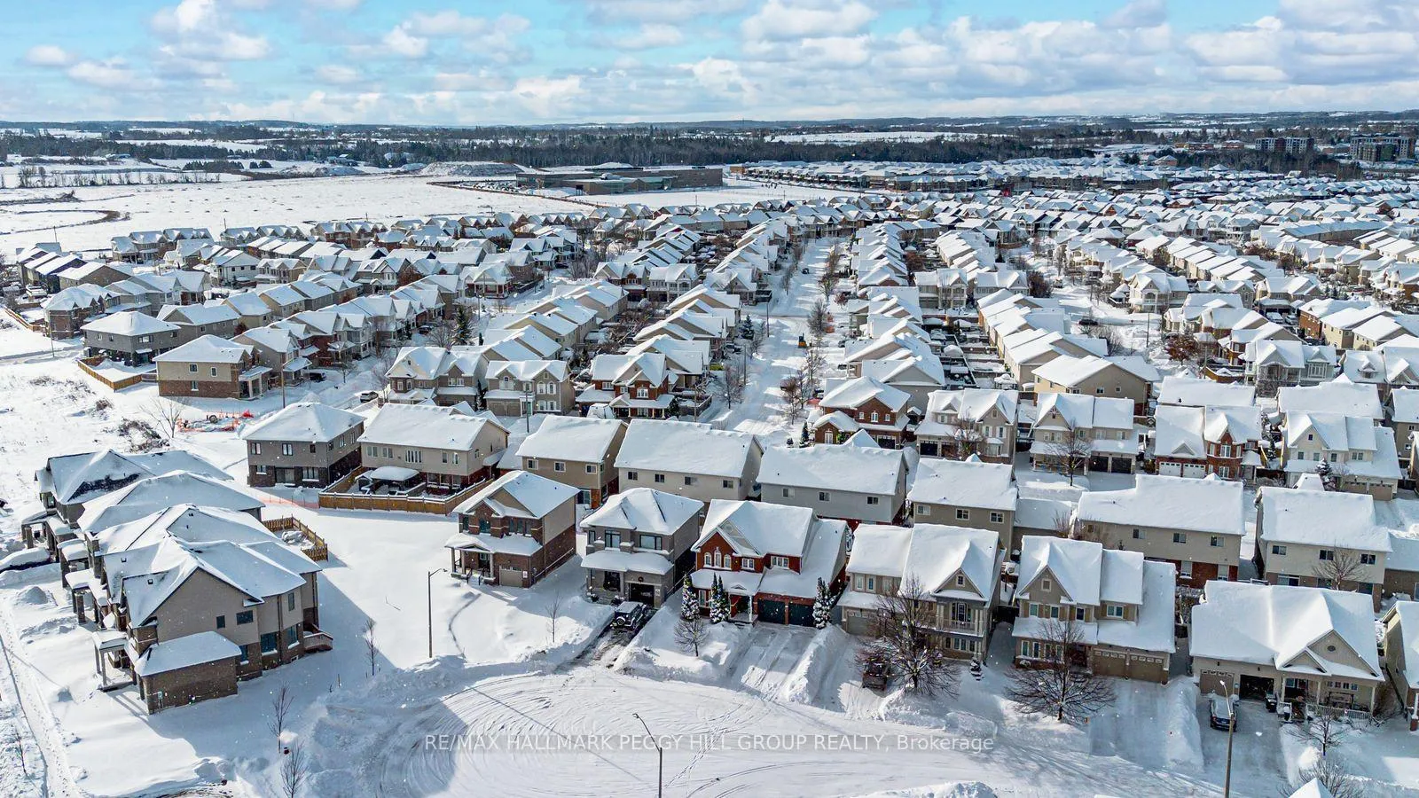 Photo 25 of 14 Regina Road, Barrie, Innis-Shore — HOMEH