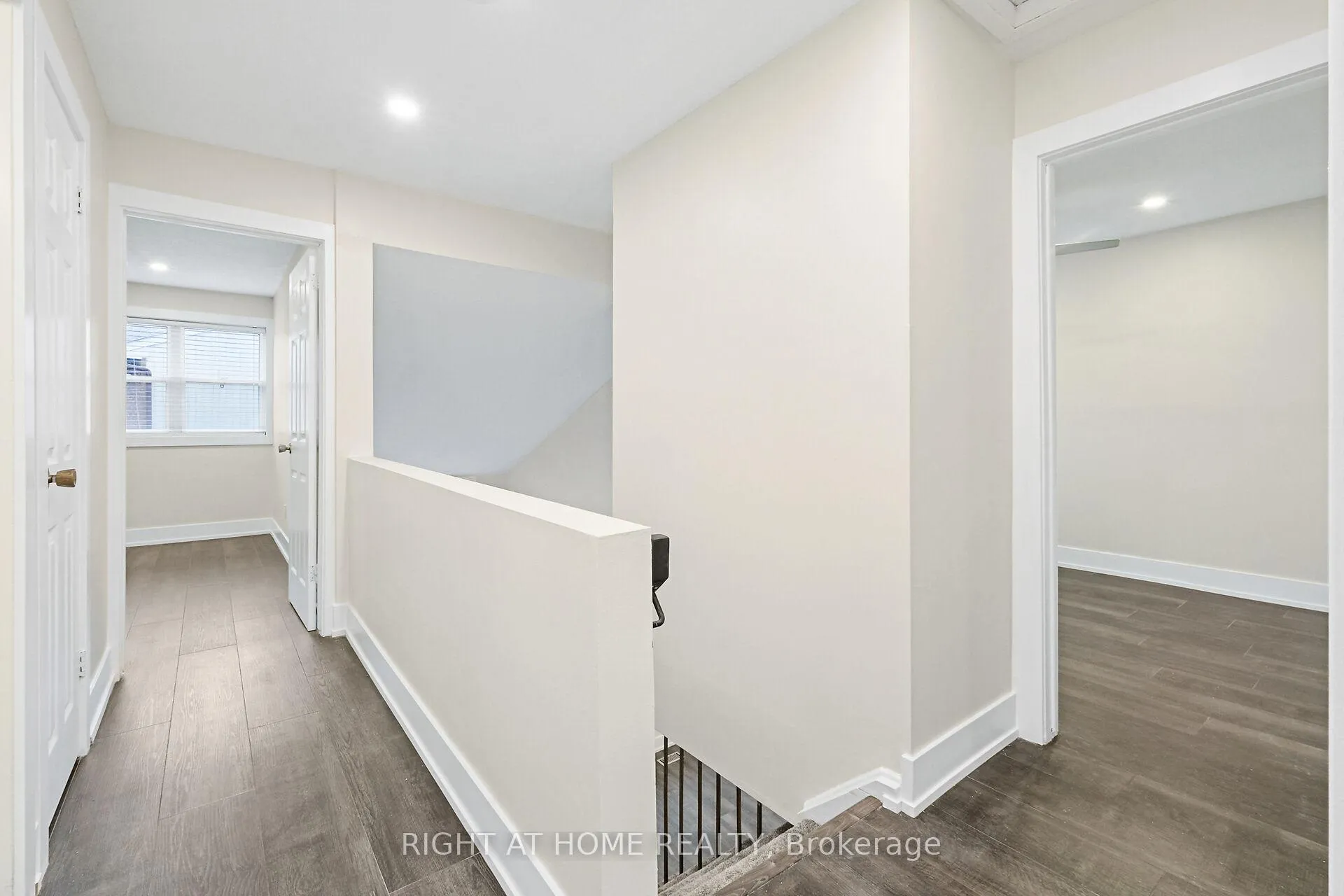 Photo 53 of 2833 Springland Drive, Ottawa, Mooneys Bay/Riverside Park — HOMEH