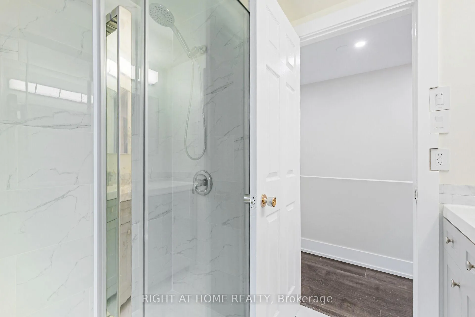 Photo 69 of 2833 Springland Drive, Ottawa, Mooneys Bay/Riverside Park — HOMEH