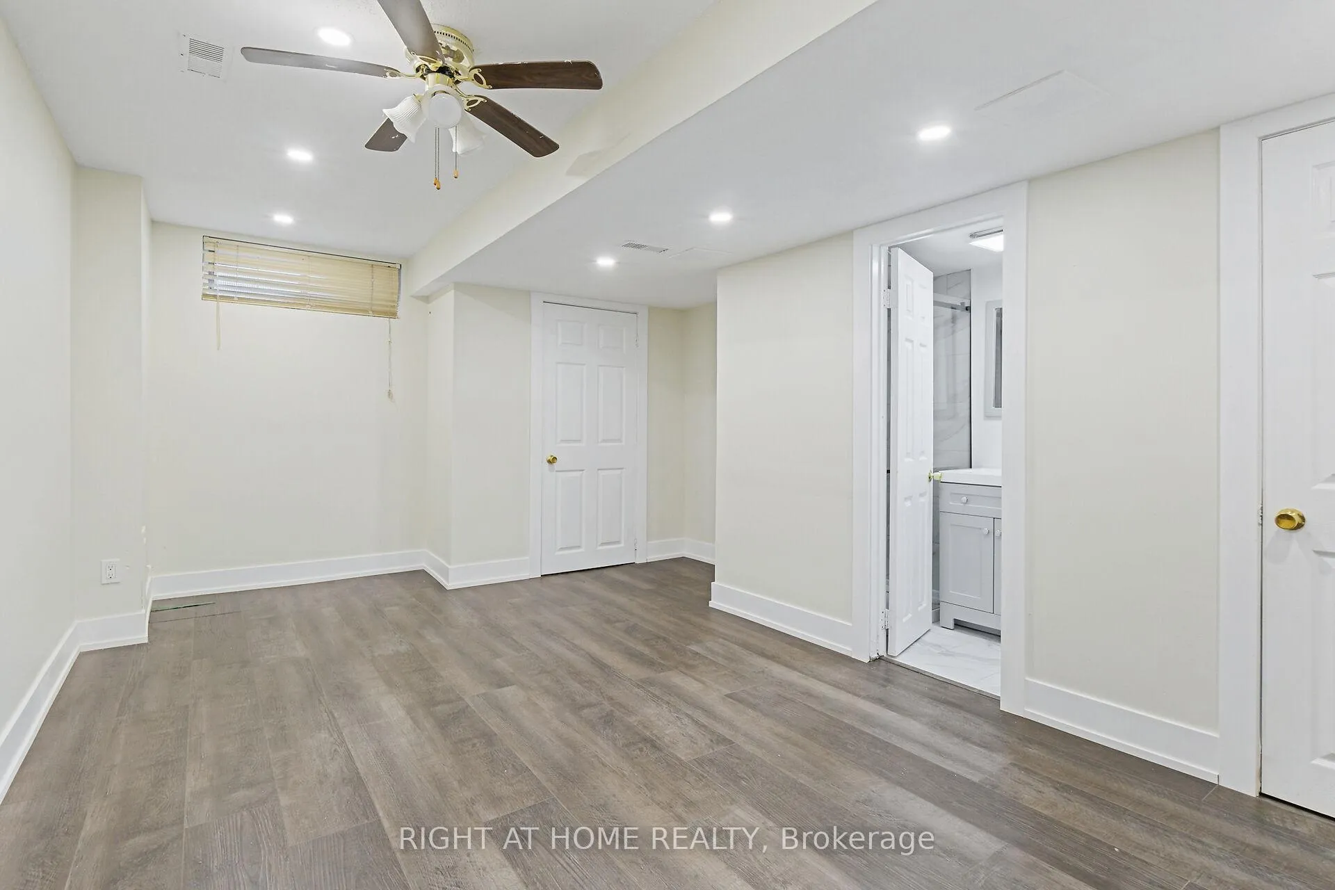 Photo 100 of 2833 Springland Drive, Ottawa, Mooneys Bay/Riverside Park — HOMEH