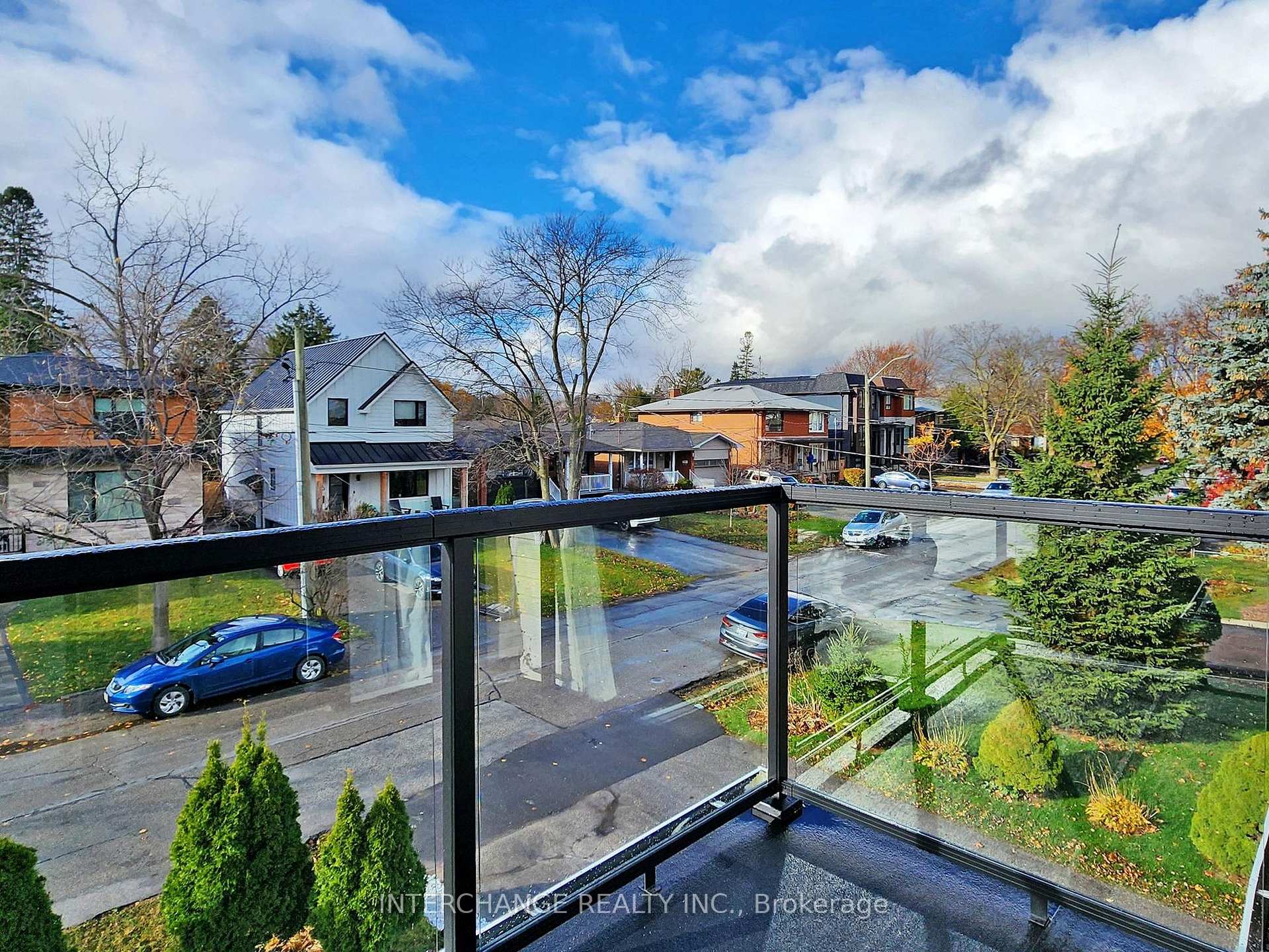 Photo 31 of 61 Gort Avenue, Etobicoke, Alderwood — HOMEH