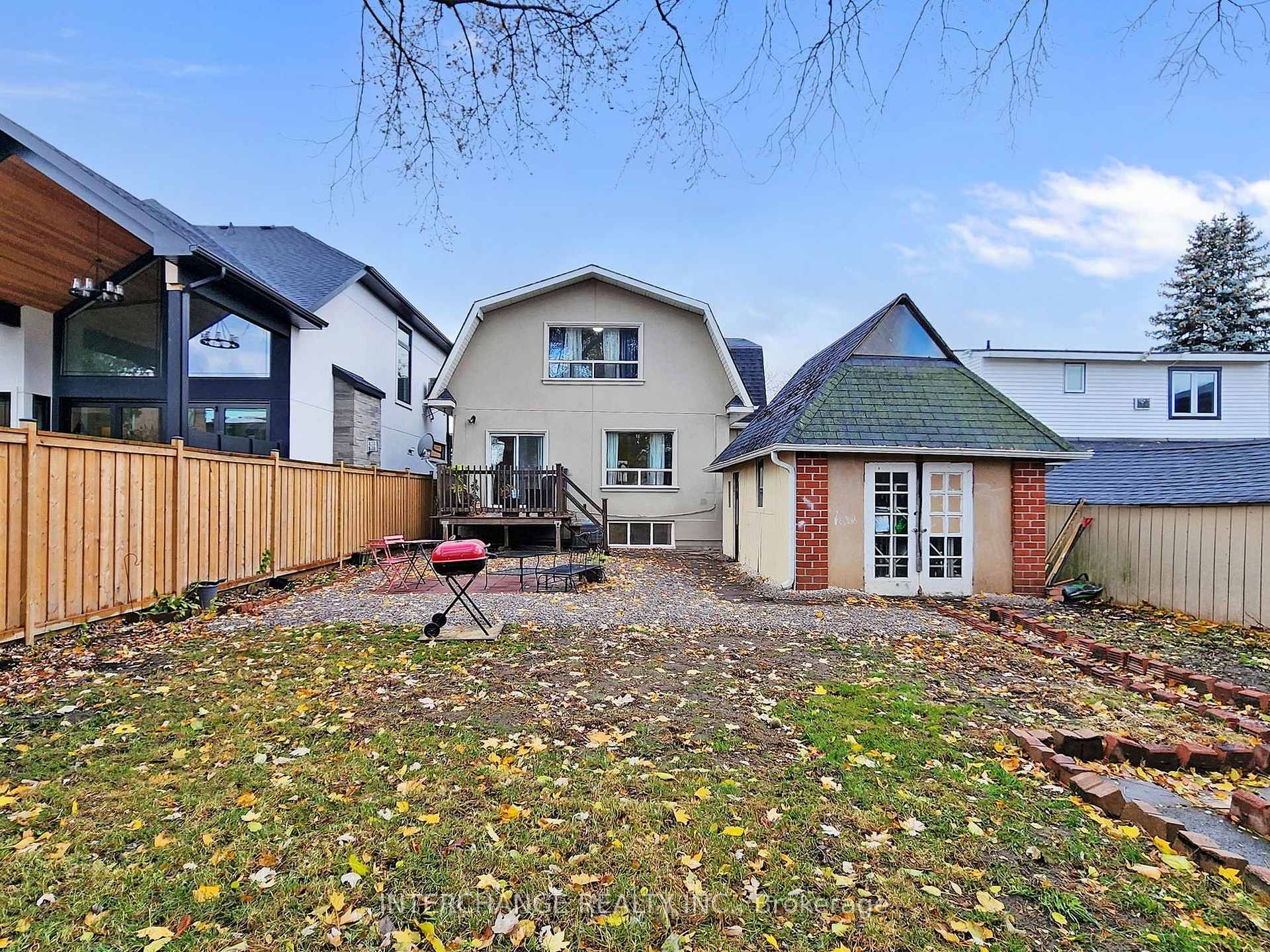 Photo 32 of 61 Gort Avenue, Etobicoke, Alderwood — HOMEH