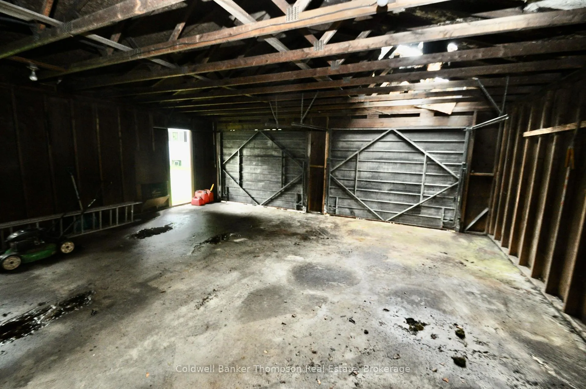 Photo 23 of 8 Spruce Lane, Armour, Katrine — HOMEH