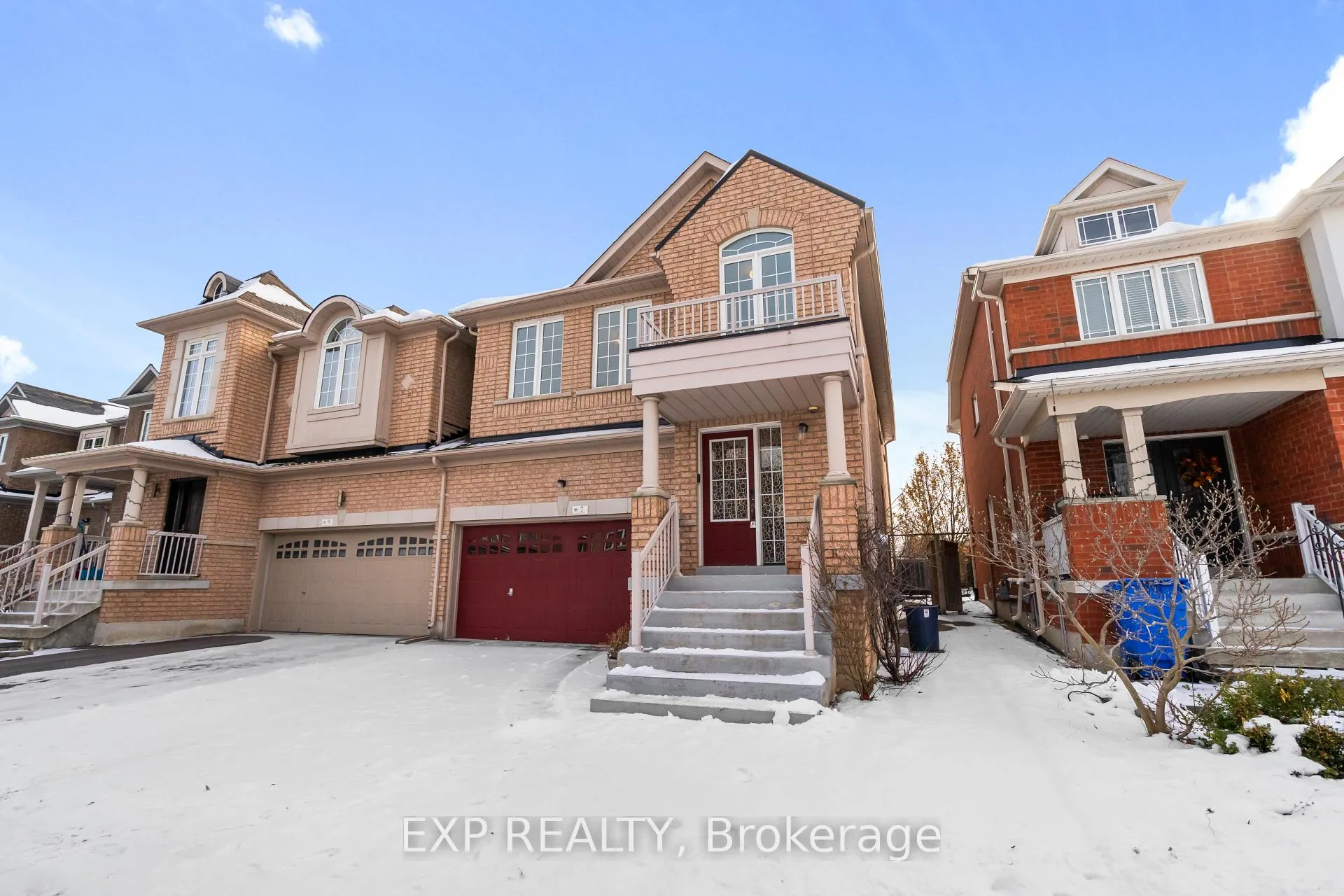 Photo 1 of 7 Wallwark Street, Aurora, Bayview Northeast — HOMEH