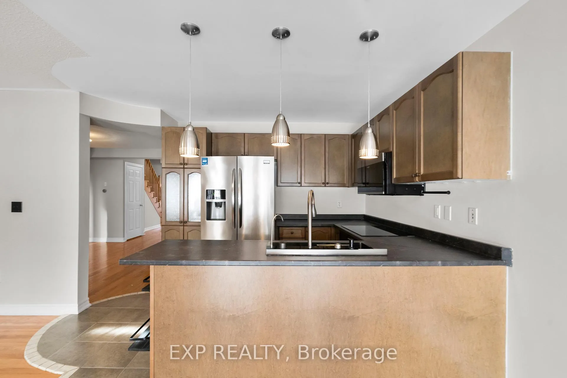 Photo 17 of 7 Wallwark Street, Aurora, Bayview Northeast — HOMEH