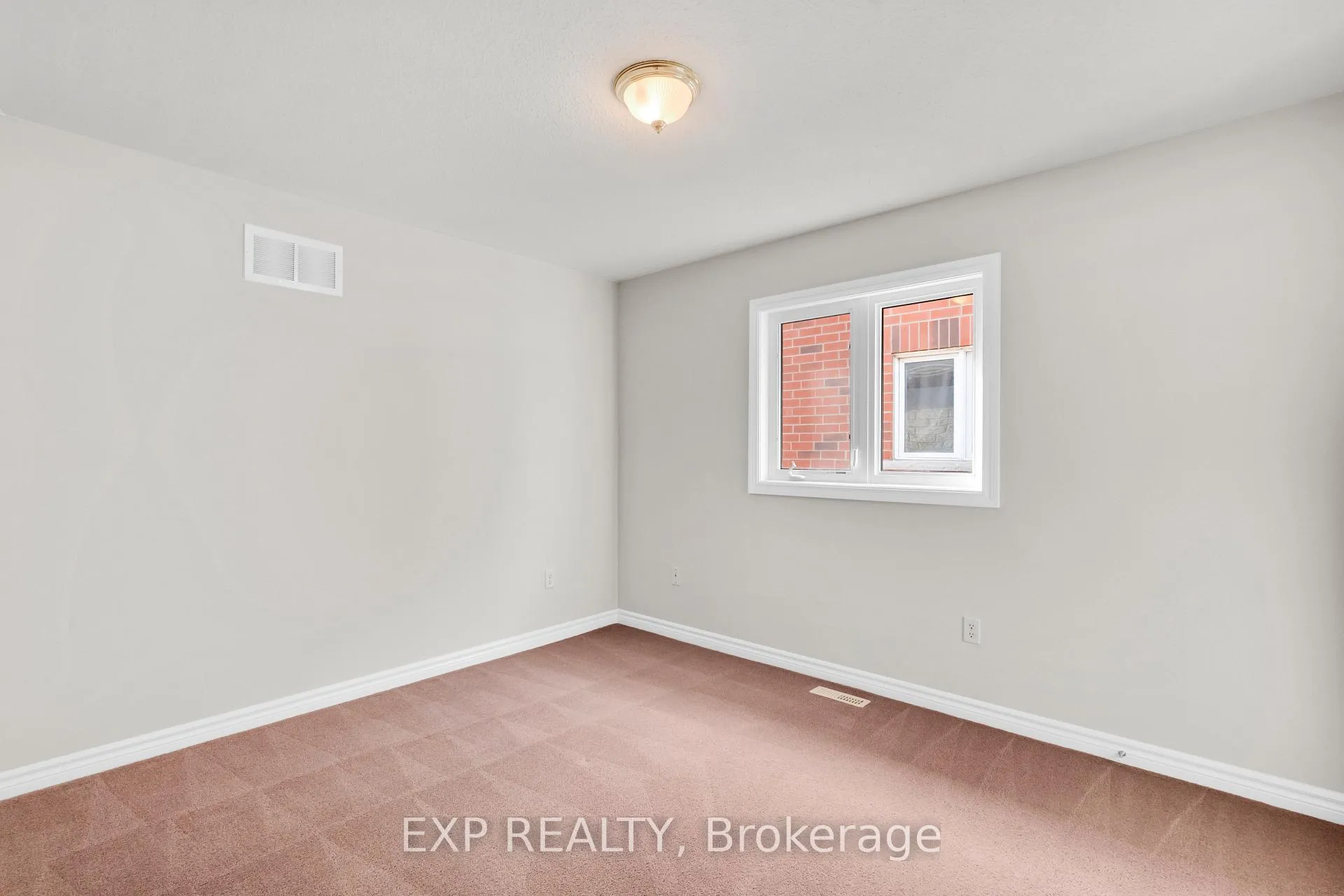 Photo 30 of 7 Wallwark Street, Aurora, Bayview Northeast — HOMEH