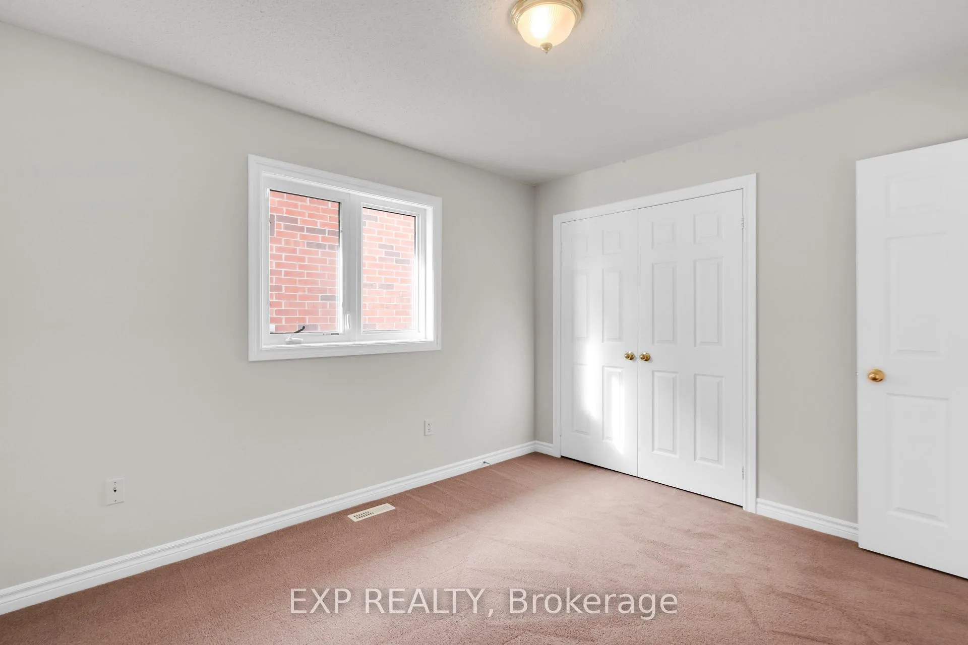 Photo 31 of 7 Wallwark Street, Aurora, Bayview Northeast — HOMEH