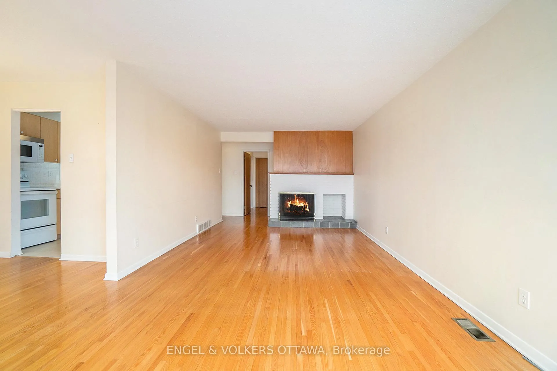 Photo 45 of 1805 Applegrove Court, Ottawa, Beacon Hill South — HOMEH