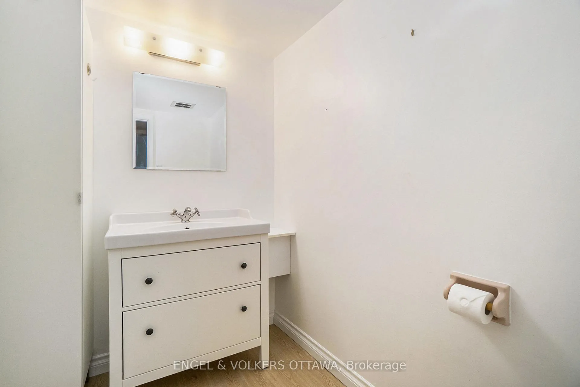 Photo 110 of 1805 Applegrove Court, Ottawa, Beacon Hill South — HOMEH