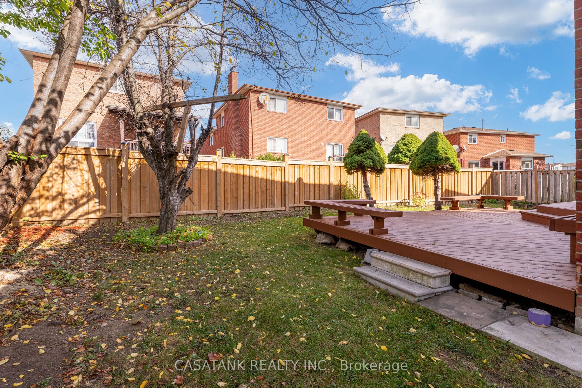 Photo 74 of 34 Willerton Close, Brampton, Brampton North — HOMEH