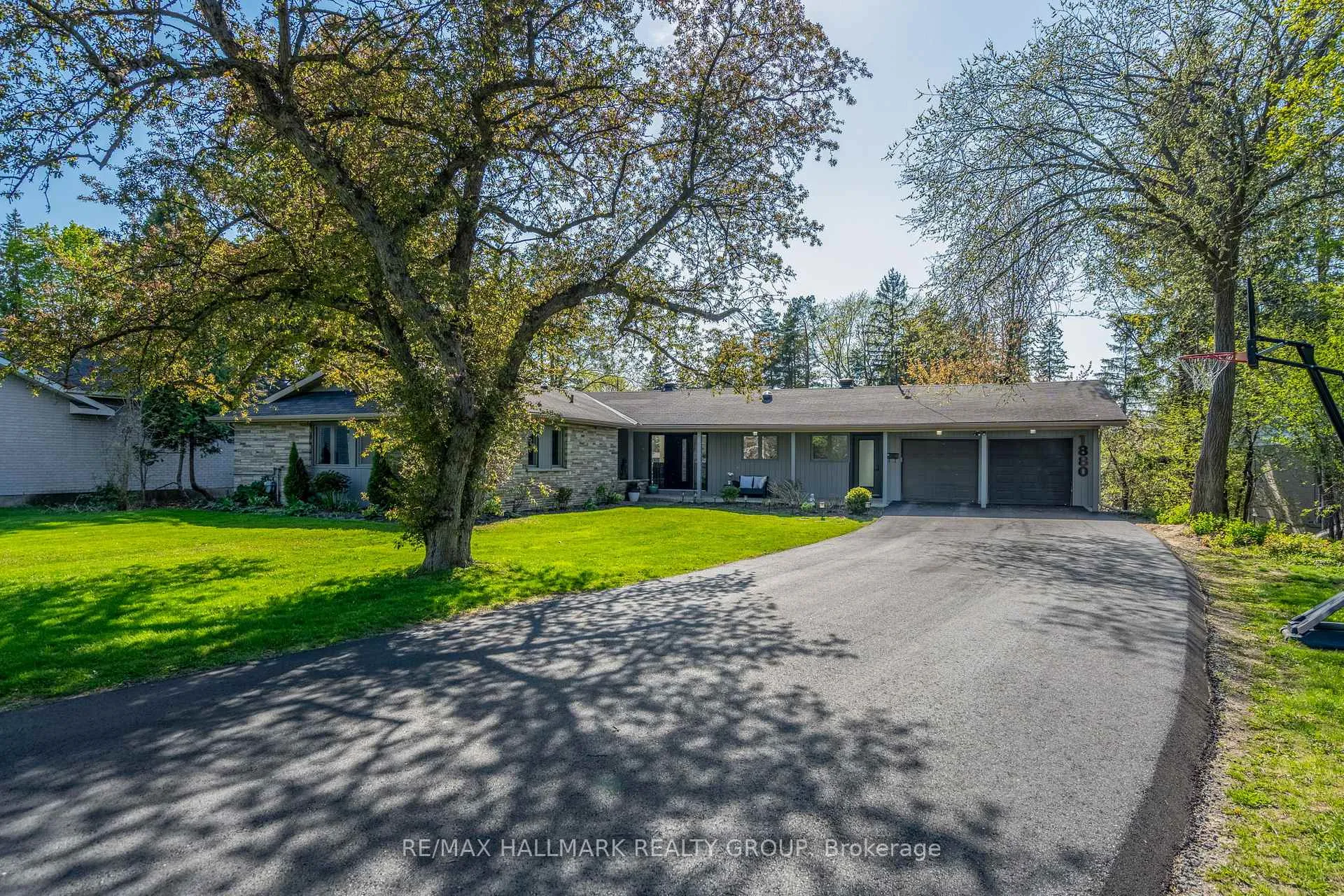 Photo 19 of 1880 Barnhart Place, Ottawa, Alta Vista/Faircrest Heights — HOMEH