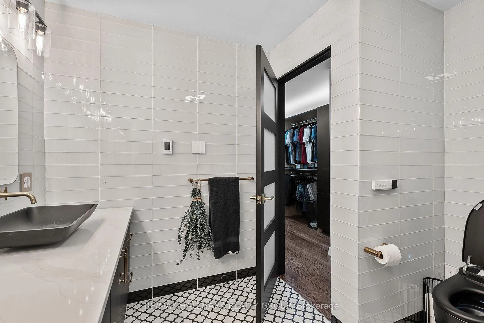 Photo 136 of 1880 Barnhart Place, Ottawa, Alta Vista/Faircrest Heights — HOMEH