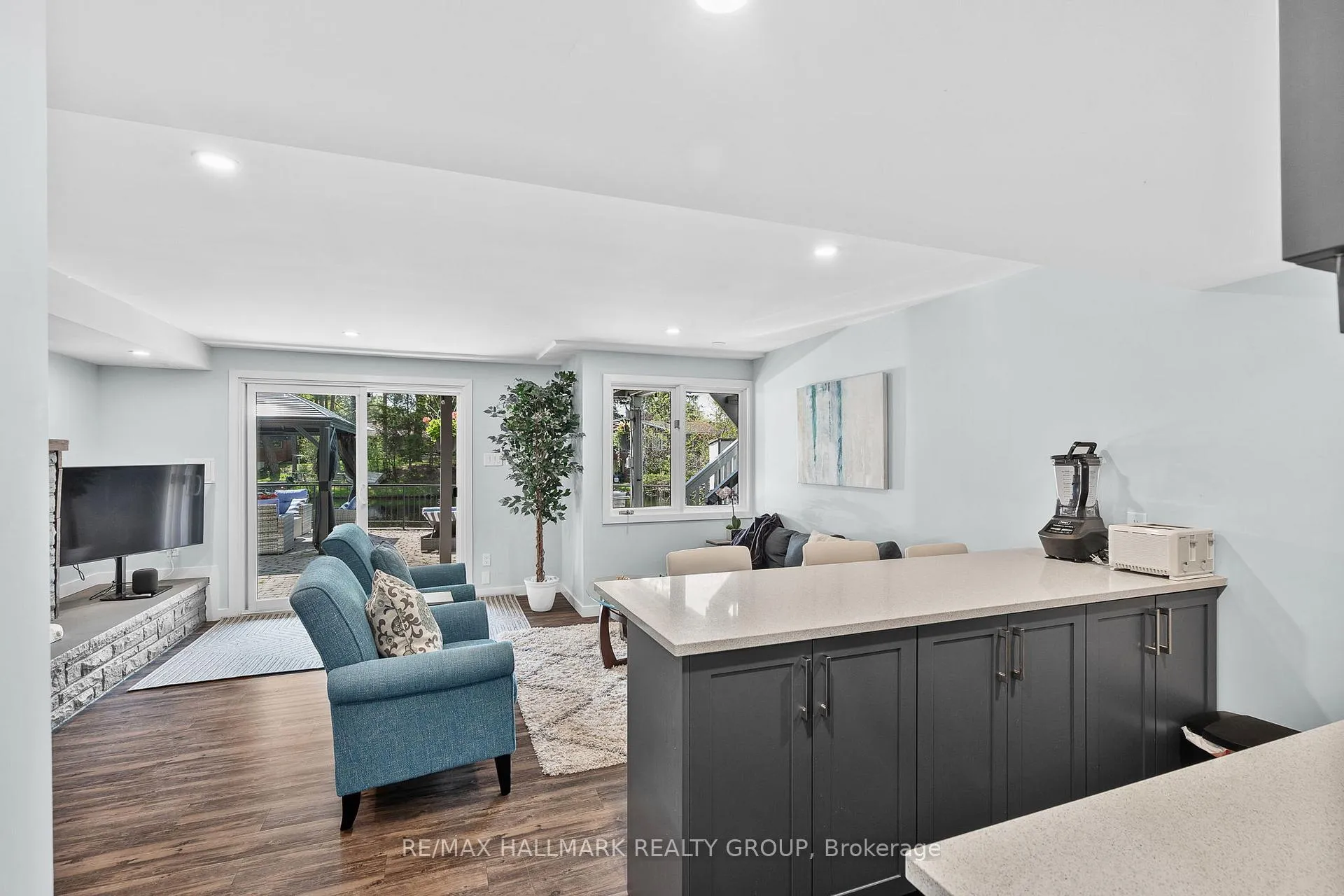 Photo 182 of 1880 Barnhart Place, Ottawa, Alta Vista/Faircrest Heights — HOMEH