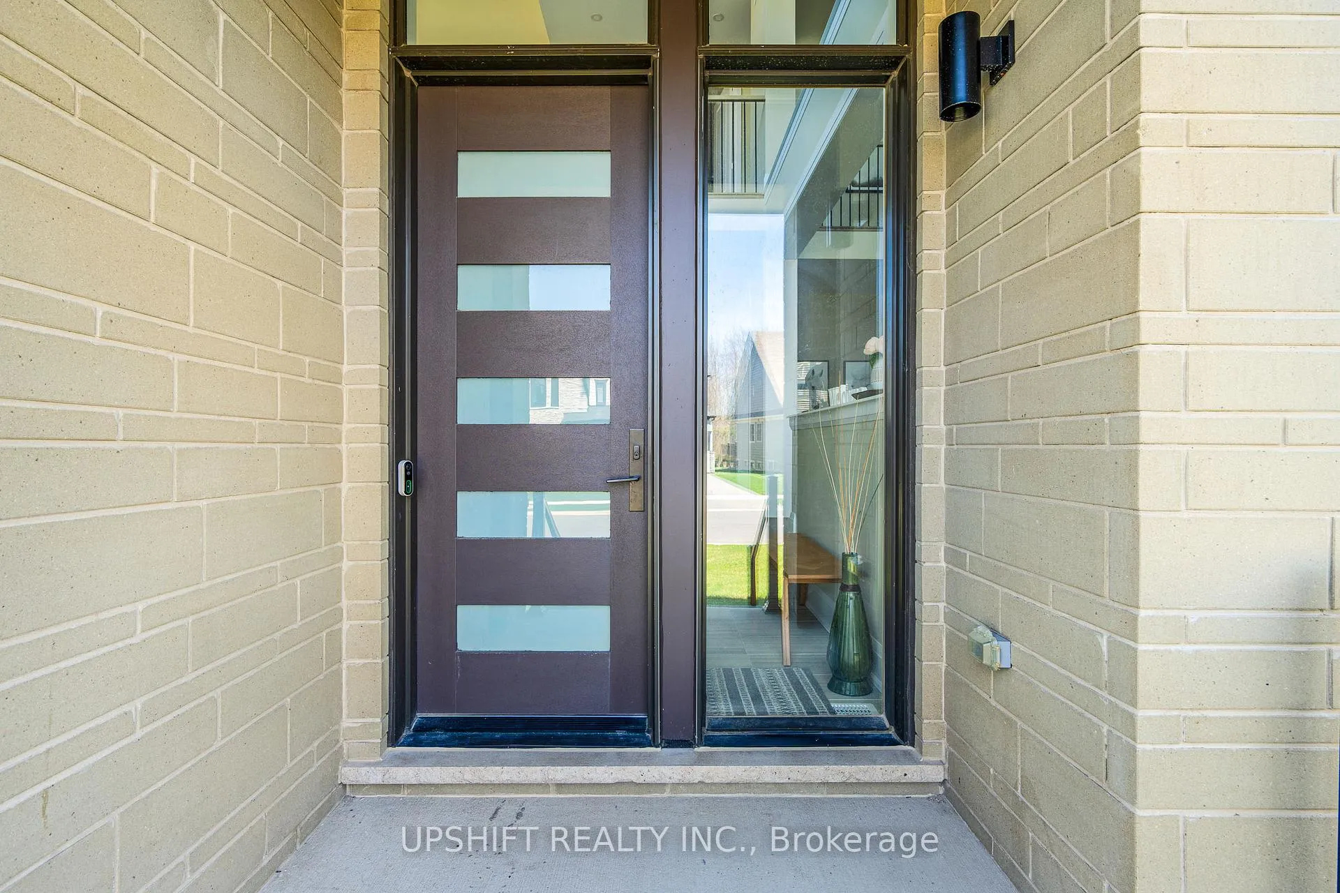 Photo 4 of 101 Stoneleigh Drive, Blue Mountains — HOMEH