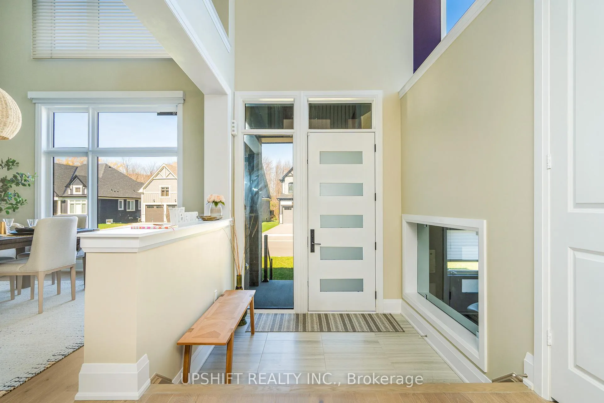 Photo 5 of 101 Stoneleigh Drive, Blue Mountains — HOMEH