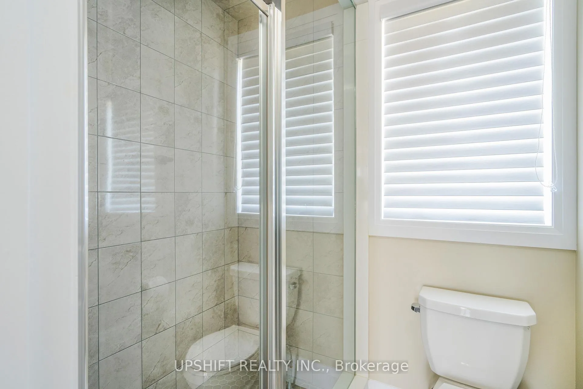 Photo 41 of 101 Stoneleigh Drive, Blue Mountains — HOMEH