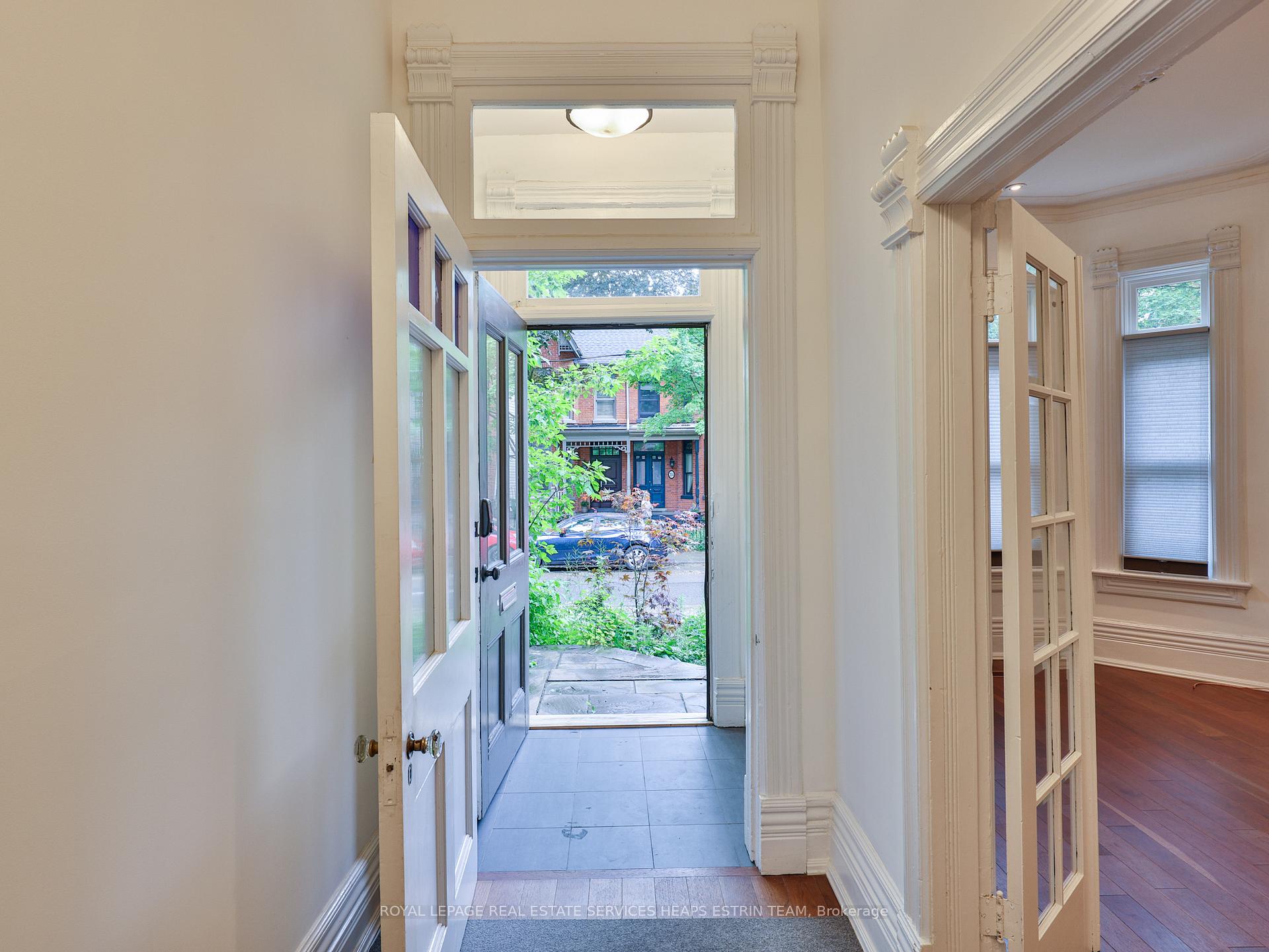 Photo 2 of Unit Main, 149 Robert Street, Toronto, University — HOMEH
