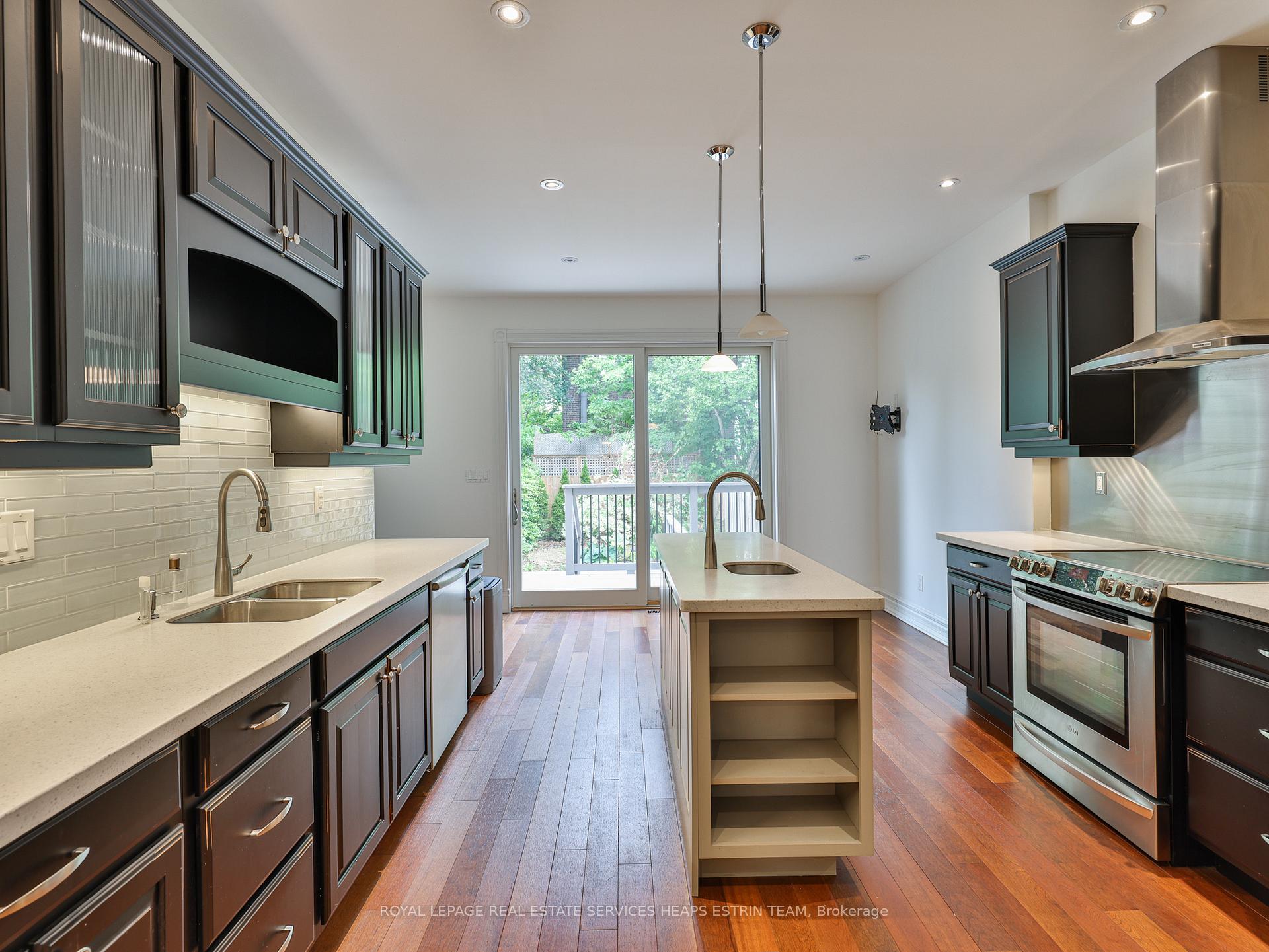 Photo 9 of Unit Main, 149 Robert Street, Toronto, University — HOMEH