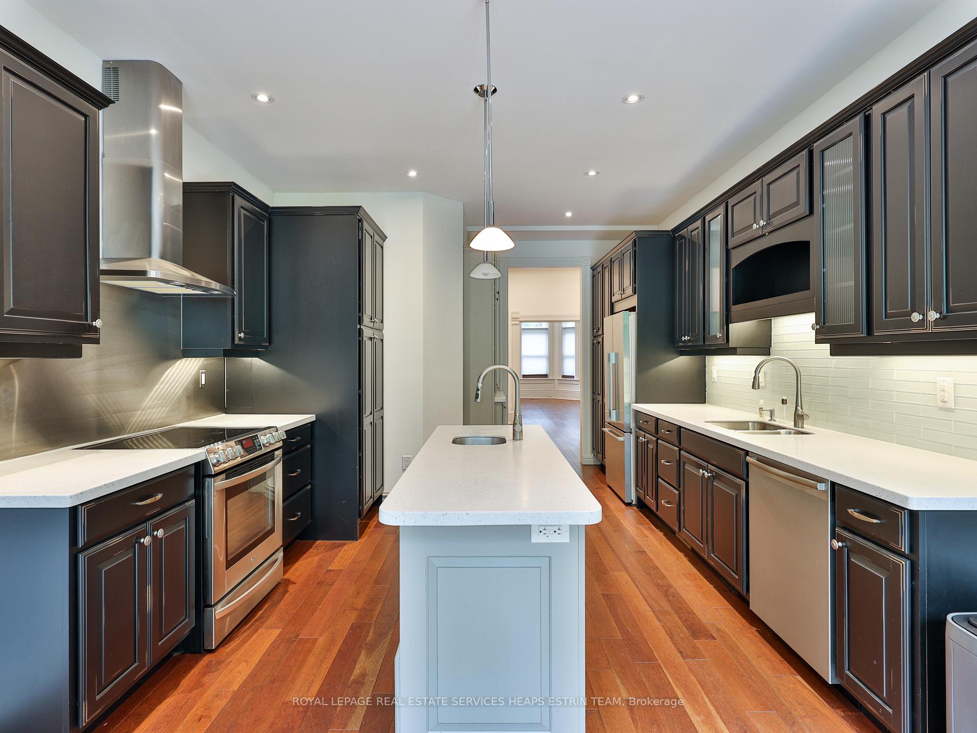 Photo 6 of Unit Main, 149 Robert Street, Toronto, University — HOMEH