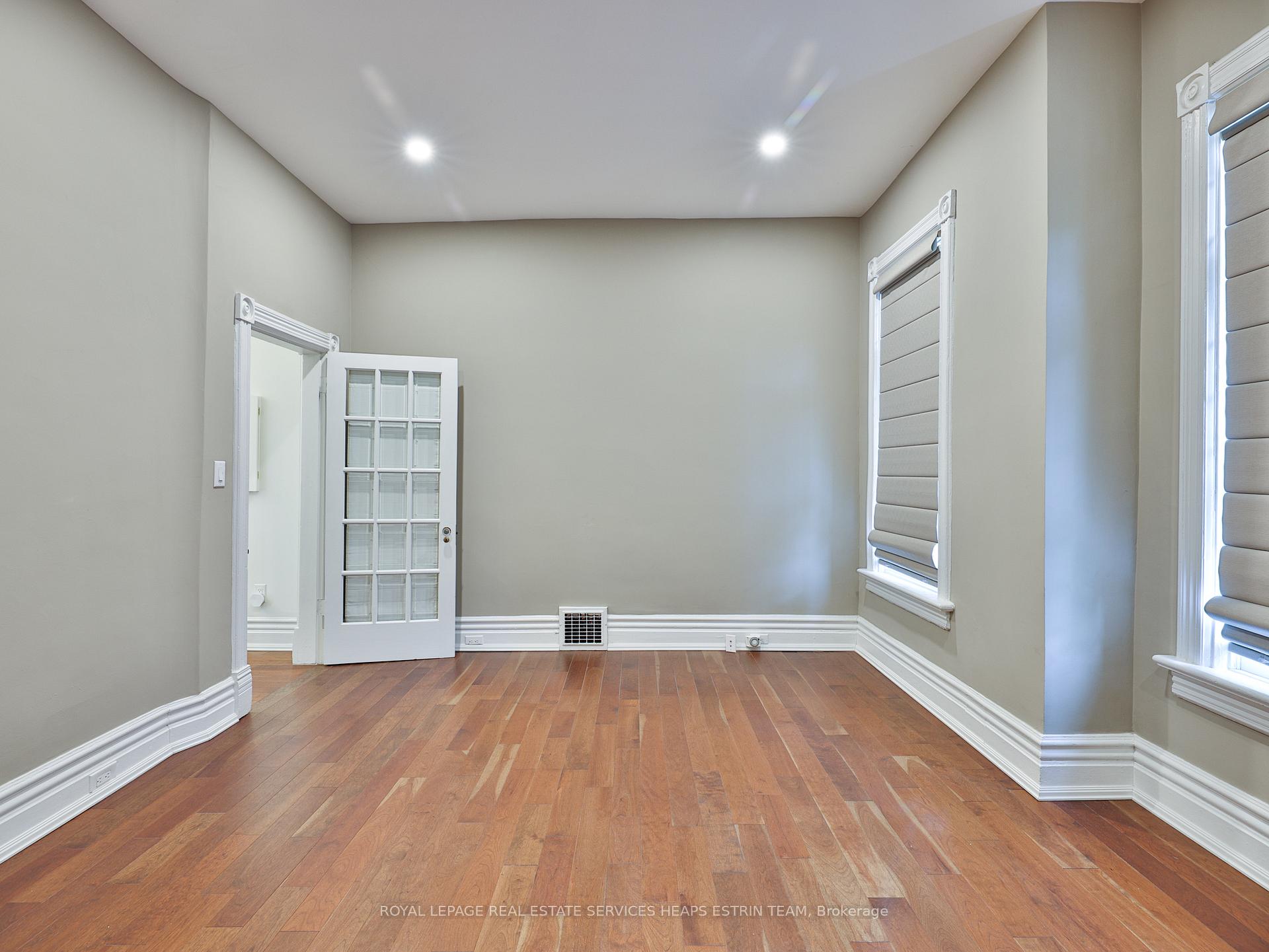 Photo 18 of Unit Main, 149 Robert Street, Toronto, University — HOMEH