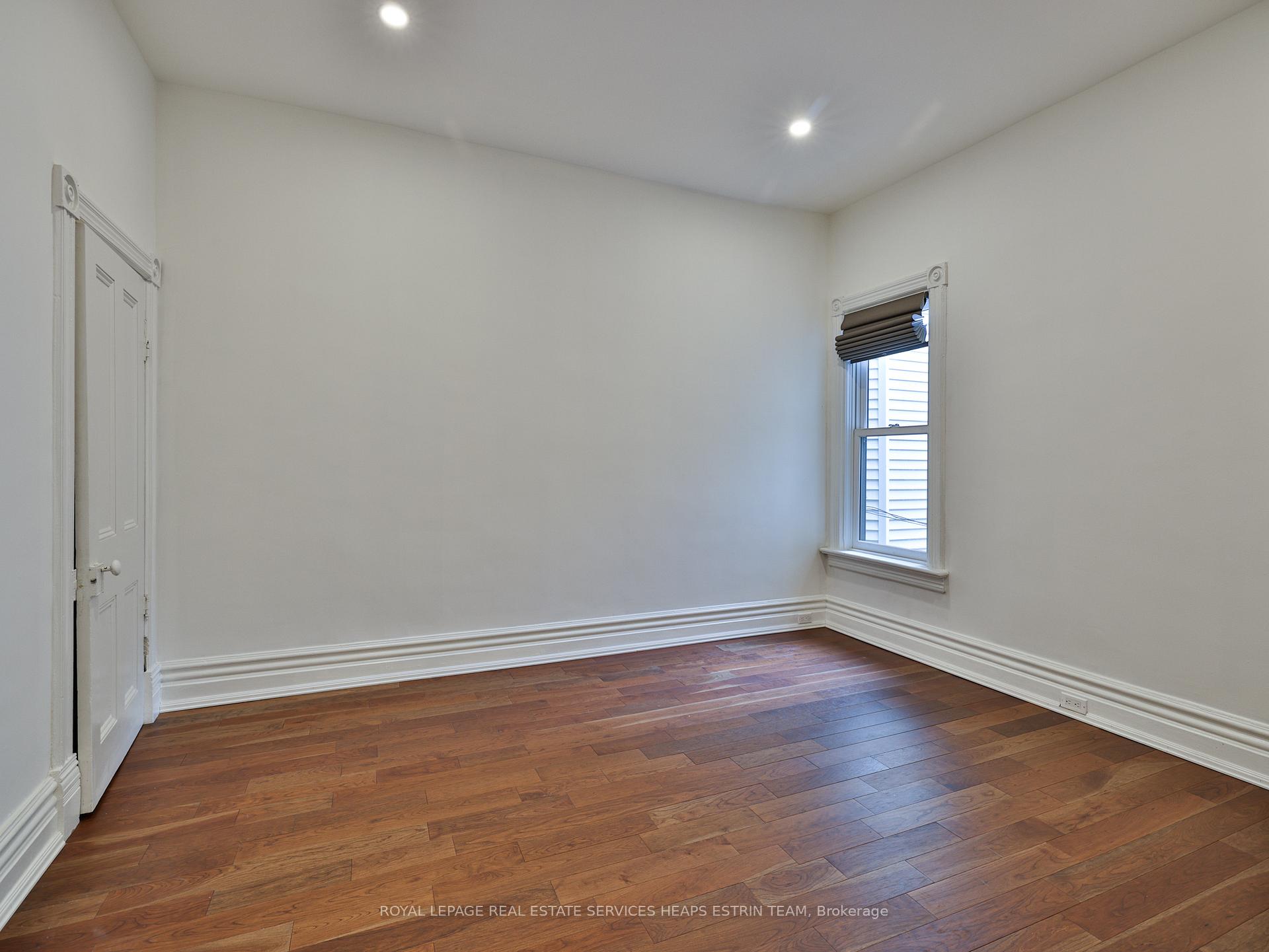Photo 14 of Unit Main, 149 Robert Street, Toronto, University — HOMEH