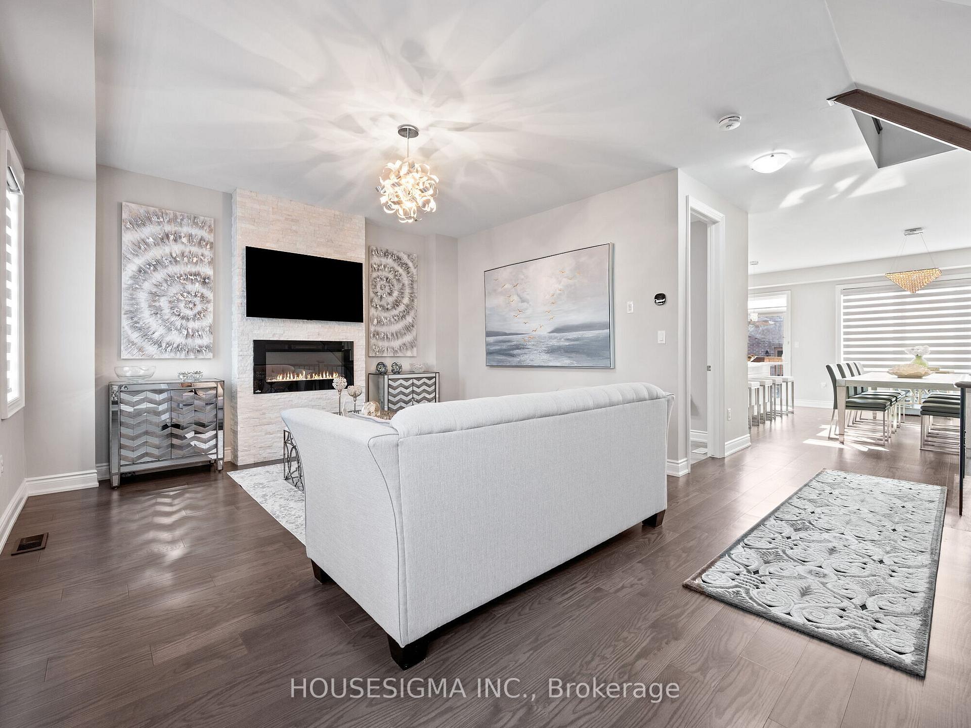 Photo 11 of 33 Vaudeville Drive, Etobicoke, Alderwood — HOMEH