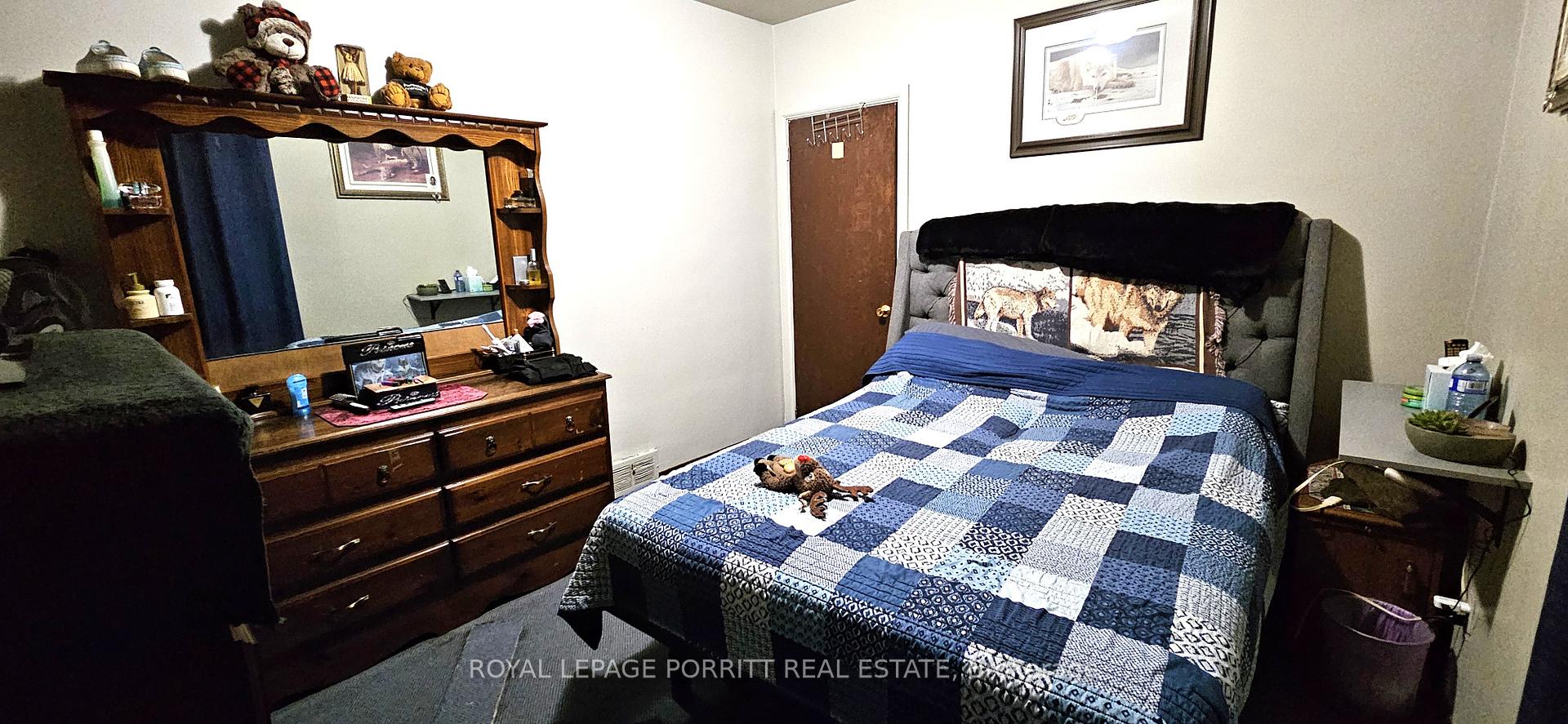Photo 14 of 86 Laburnham Avenue, Etobicoke, Long Branch — HOMEH