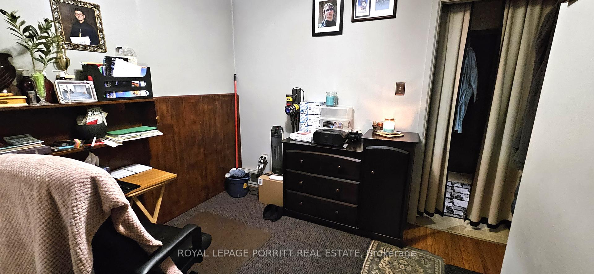 Photo 16 of 86 Laburnham Avenue, Etobicoke, Long Branch — HOMEH