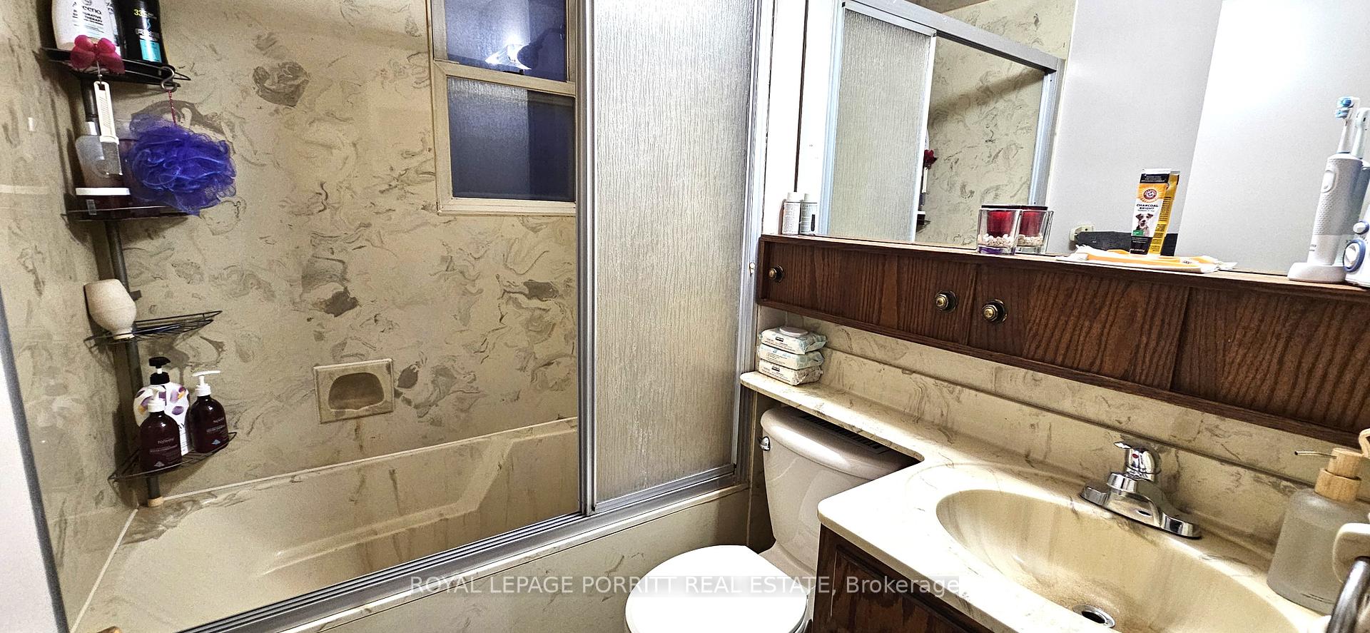 Photo 18 of 86 Laburnham Avenue, Etobicoke, Long Branch — HOMEH
