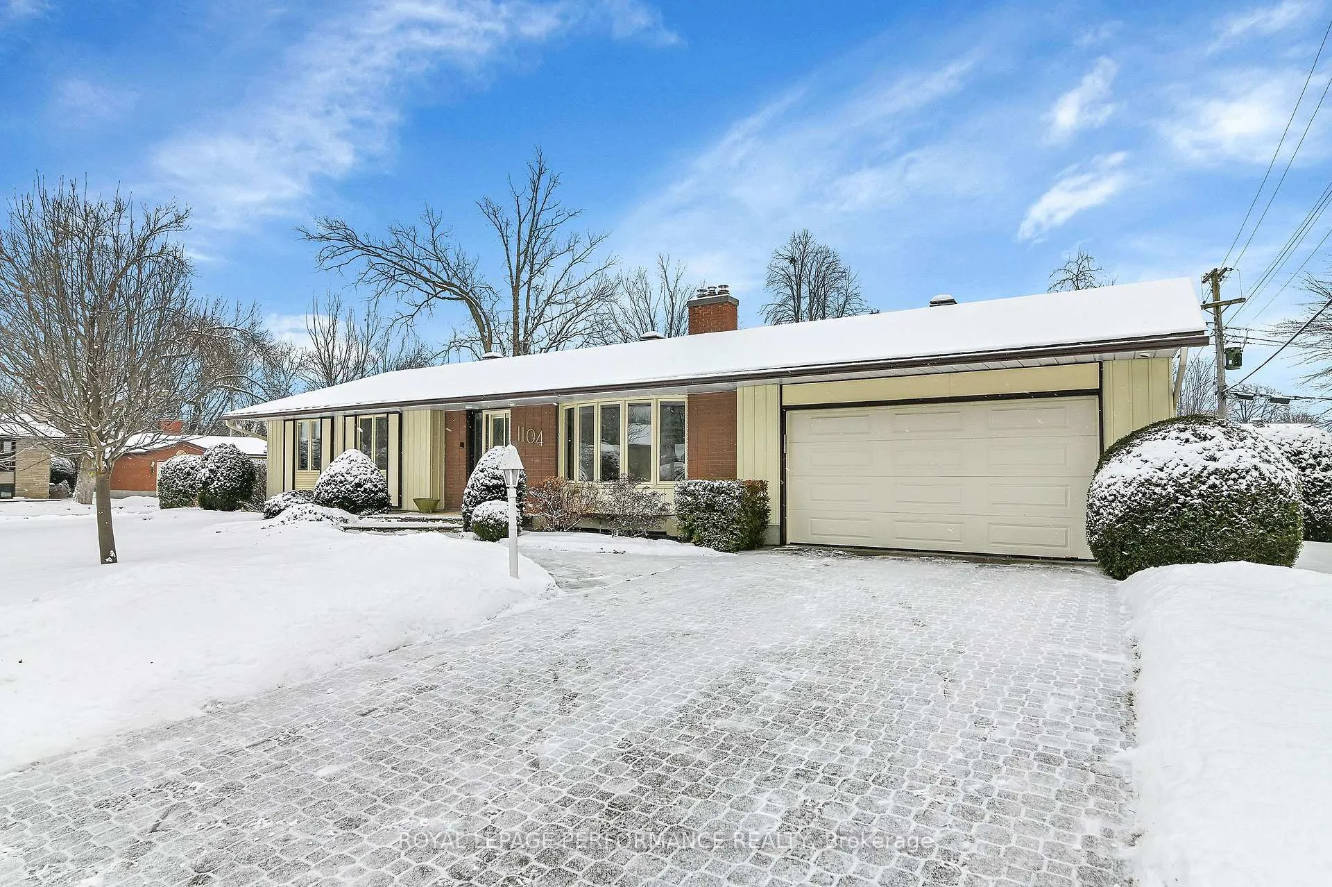 Photo 11 of 1104 Wiseman Crescent, Ottawa, Riverside Park — HOMEH