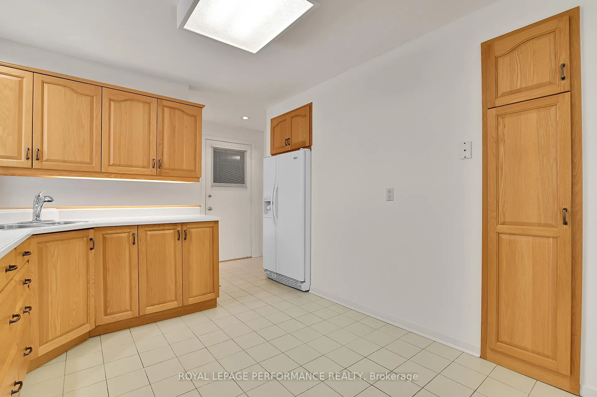 Photo 75 of 1104 Wiseman Crescent, Ottawa, Riverside Park — HOMEH