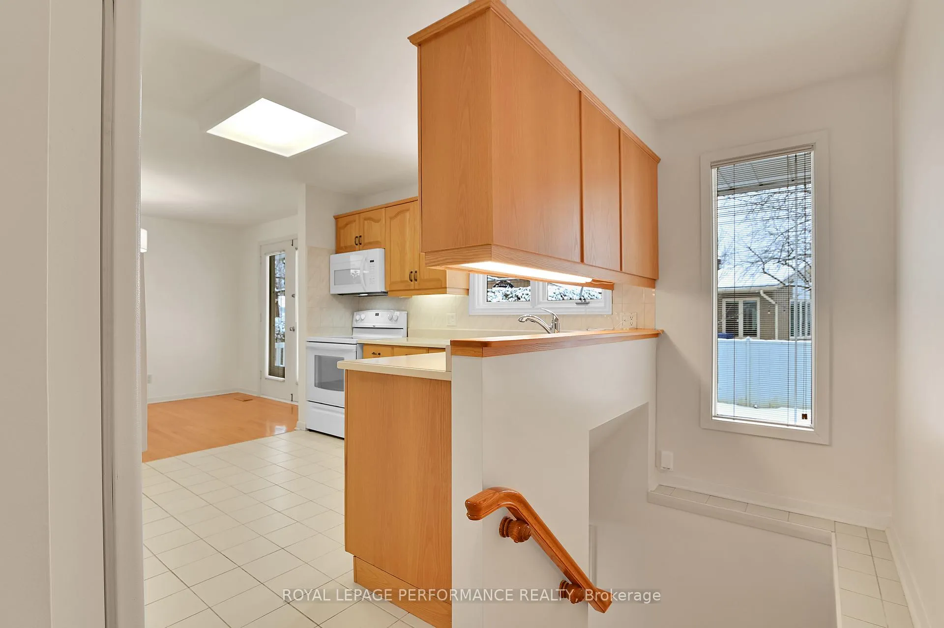 Photo 72 of 1104 Wiseman Crescent, Ottawa, Riverside Park — HOMEH