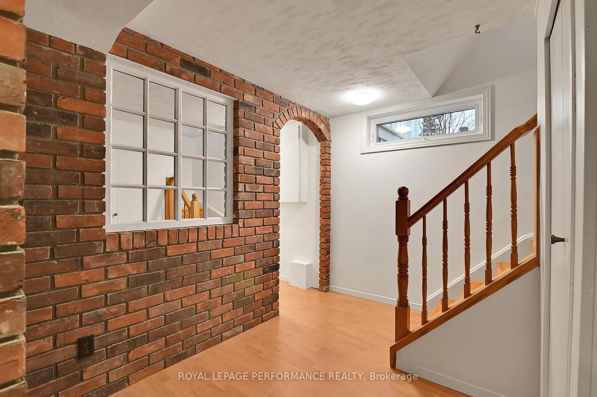 Photo 134 of 1104 Wiseman Crescent, Ottawa, Riverside Park — HOMEH