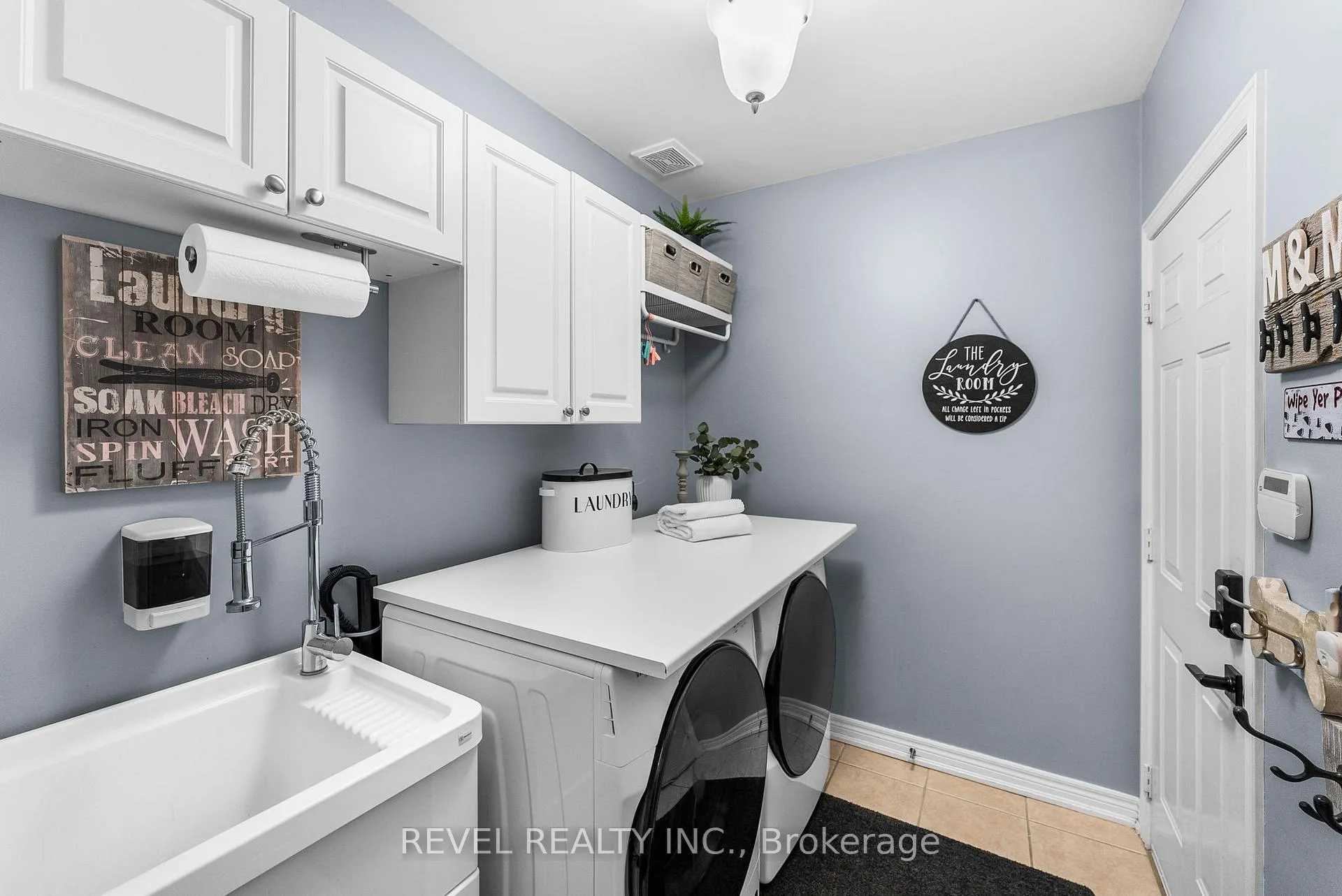Photo 142 of 25 Duckfield Crescent, Ajax, South East — HOMEH