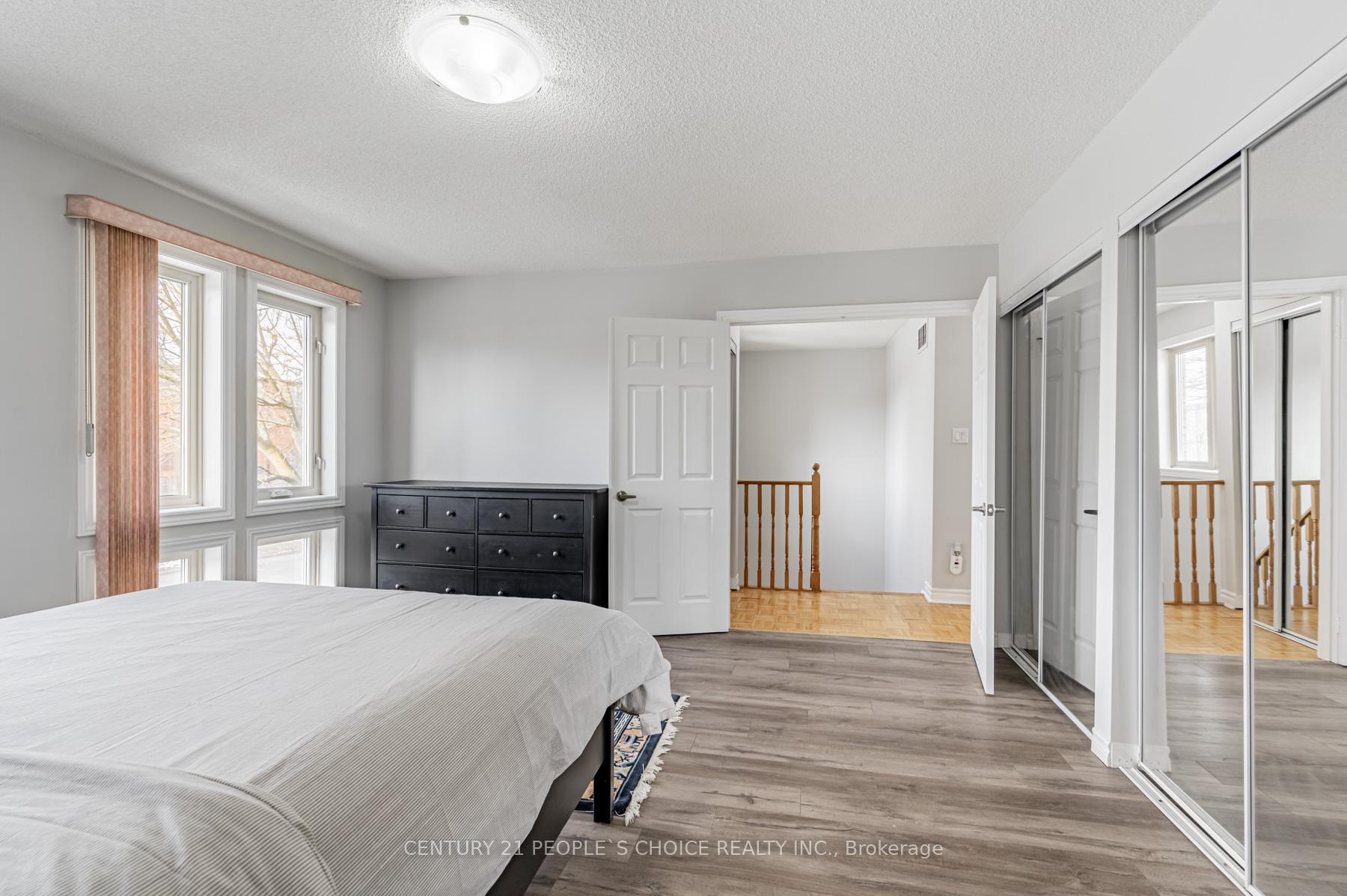 Photo 15 of 229 Islington Avenue, Etobicoke, New Toronto — HOMEH