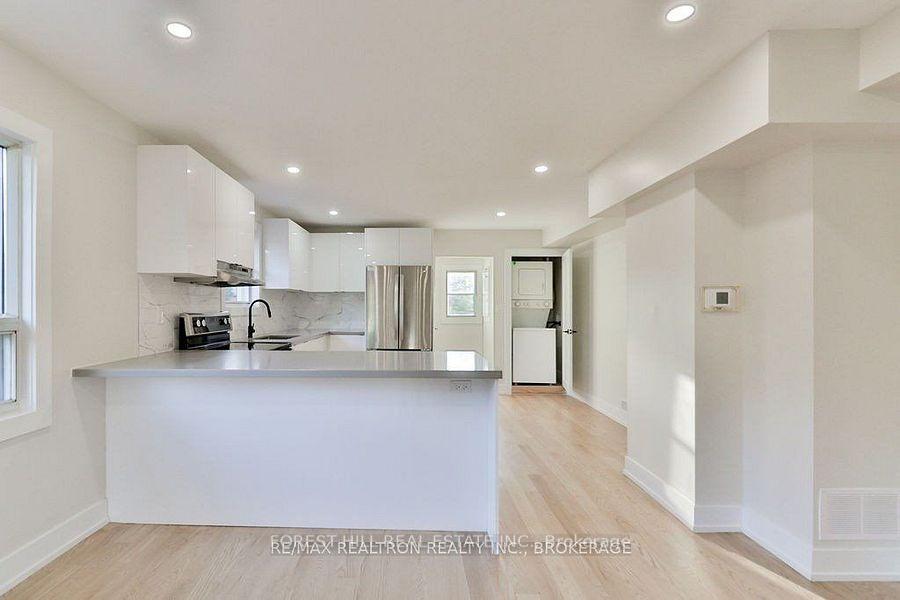 Photo 5 of Unit (Main), 258 Delta Street, Etobicoke, Alderwood — HOMEH