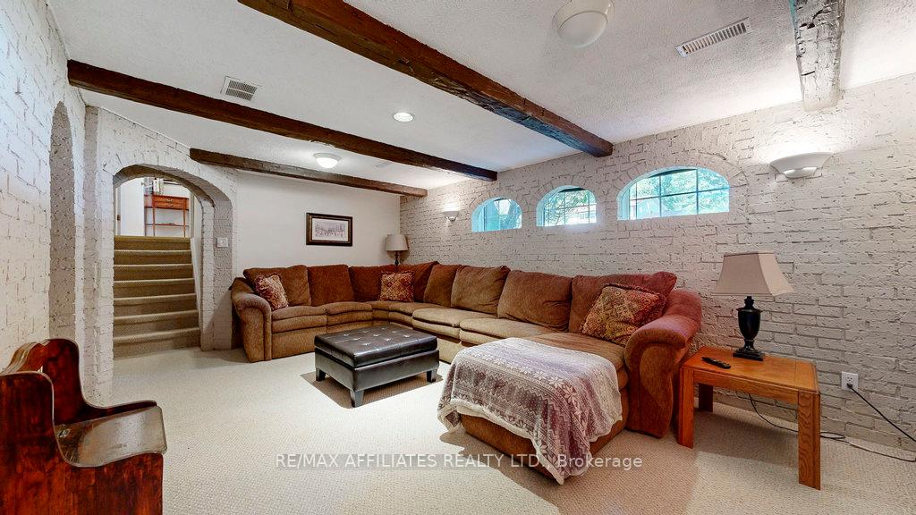 Photo 19 of 19 Wedgewood Crescent, Ottawa, Blackburn Hamlet — HOMEH