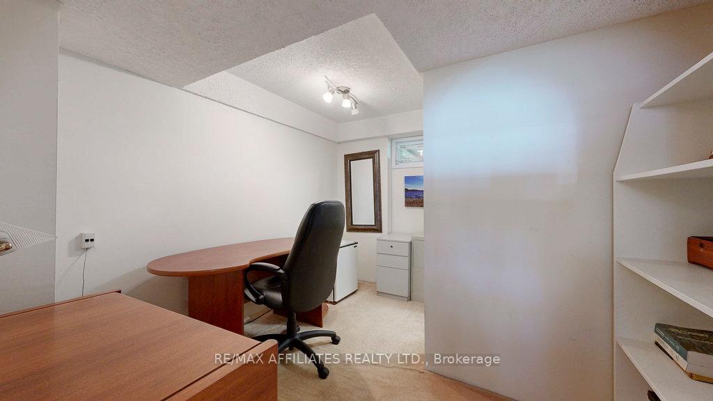 Photo 20 of 19 Wedgewood Crescent, Ottawa, Blackburn Hamlet — HOMEH