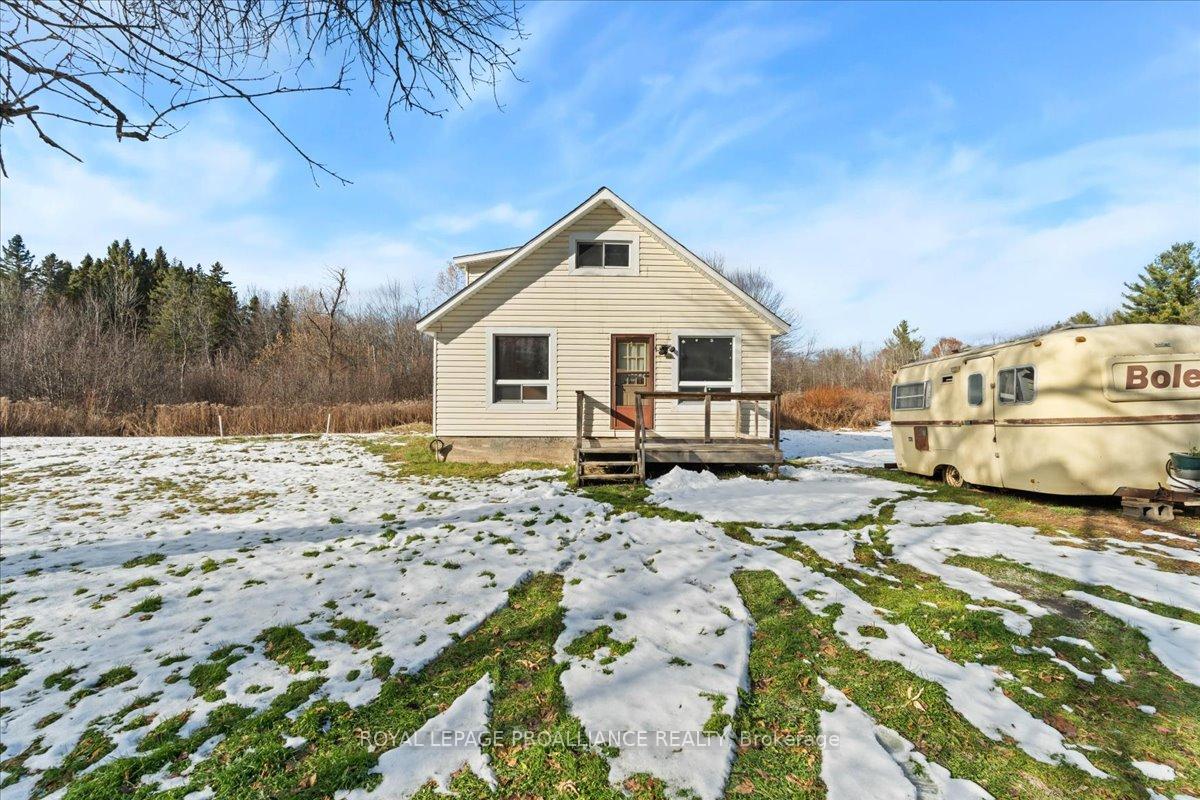 Photo 4 of 702 French Settlement Road N, Tweed, Elzevir (Twp) — HOMEH