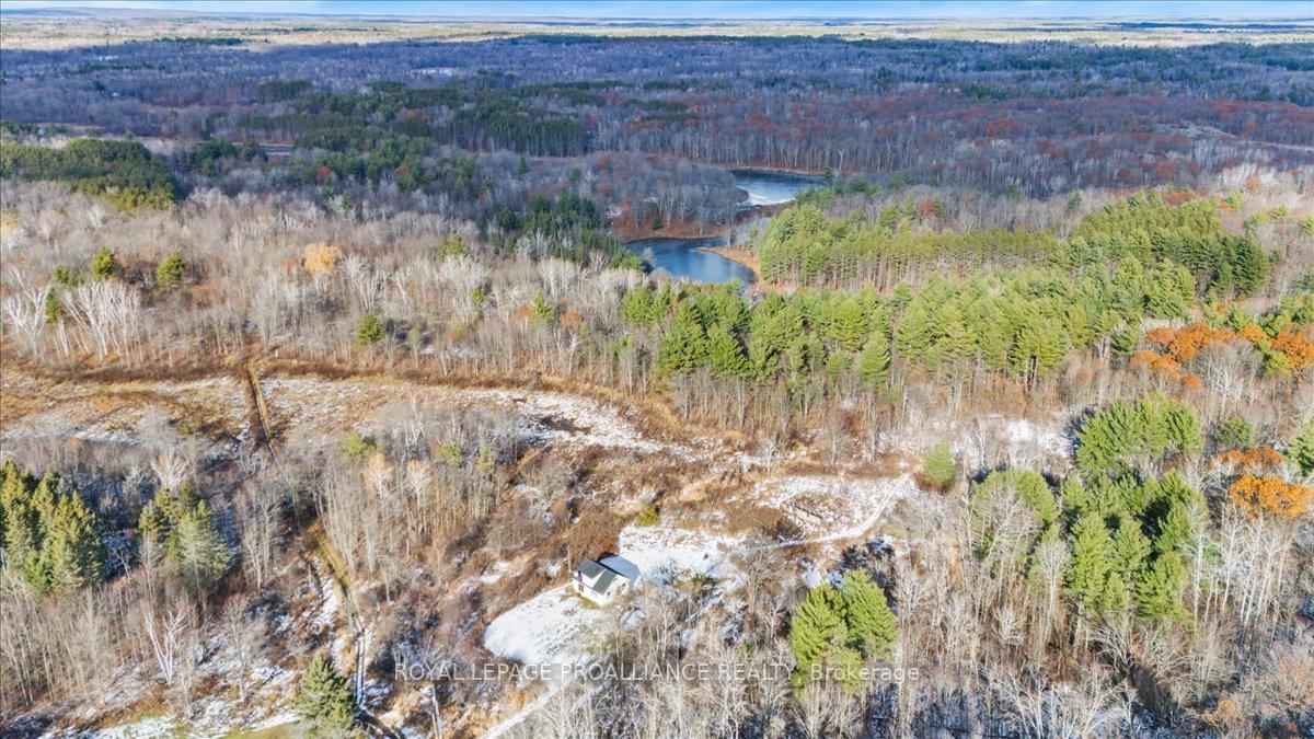 Photo 34 of 702 French Settlement Road N, Tweed, Elzevir (Twp) — HOMEH