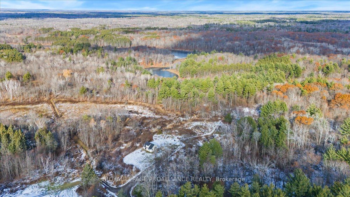 Photo 49 of 702 French Settlement Road N, Tweed, Elzevir (Twp) — HOMEH