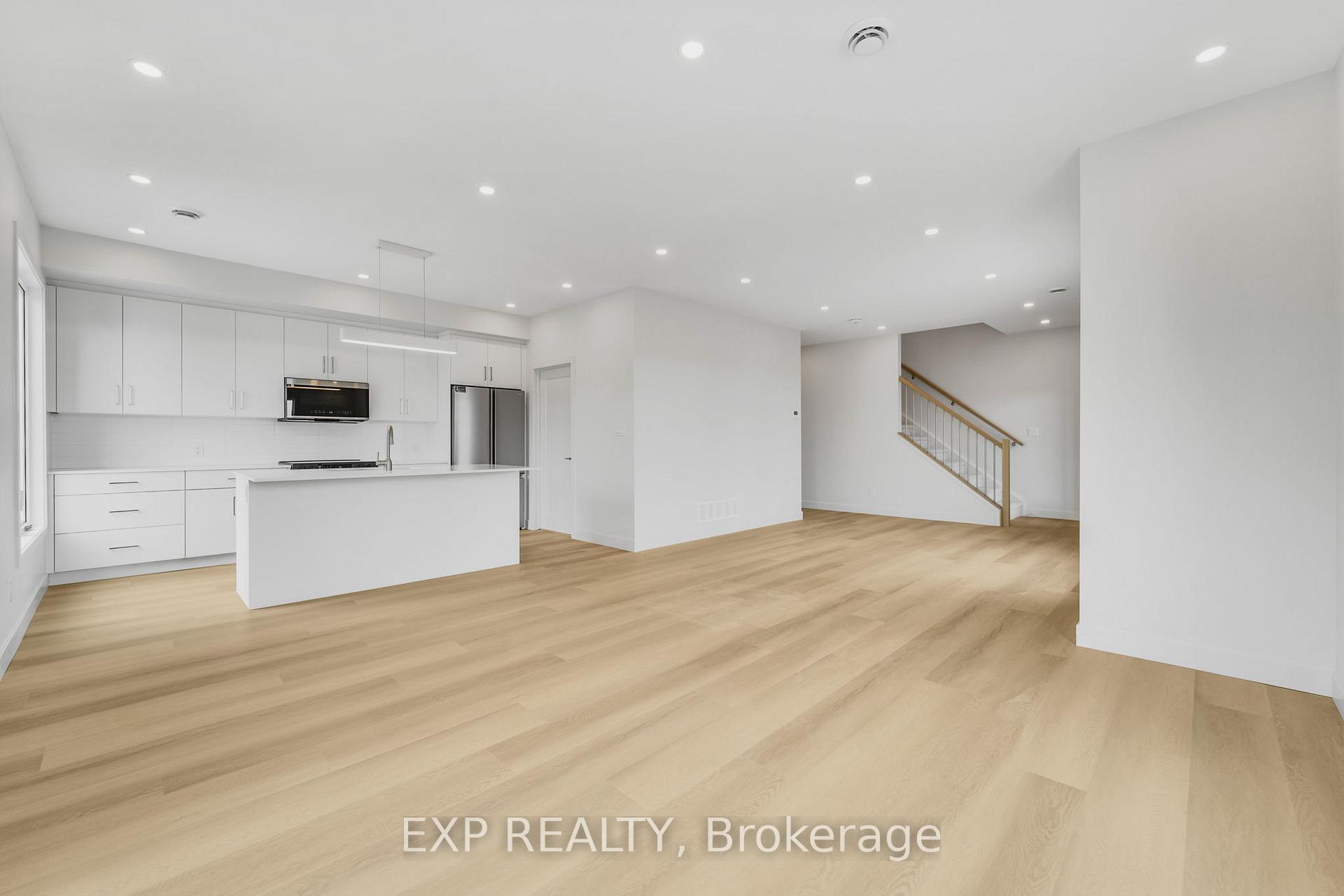 Photo 4 of Unit A, 2 Caroline Avenue, Ottawa, Ottawa West — HOMEH