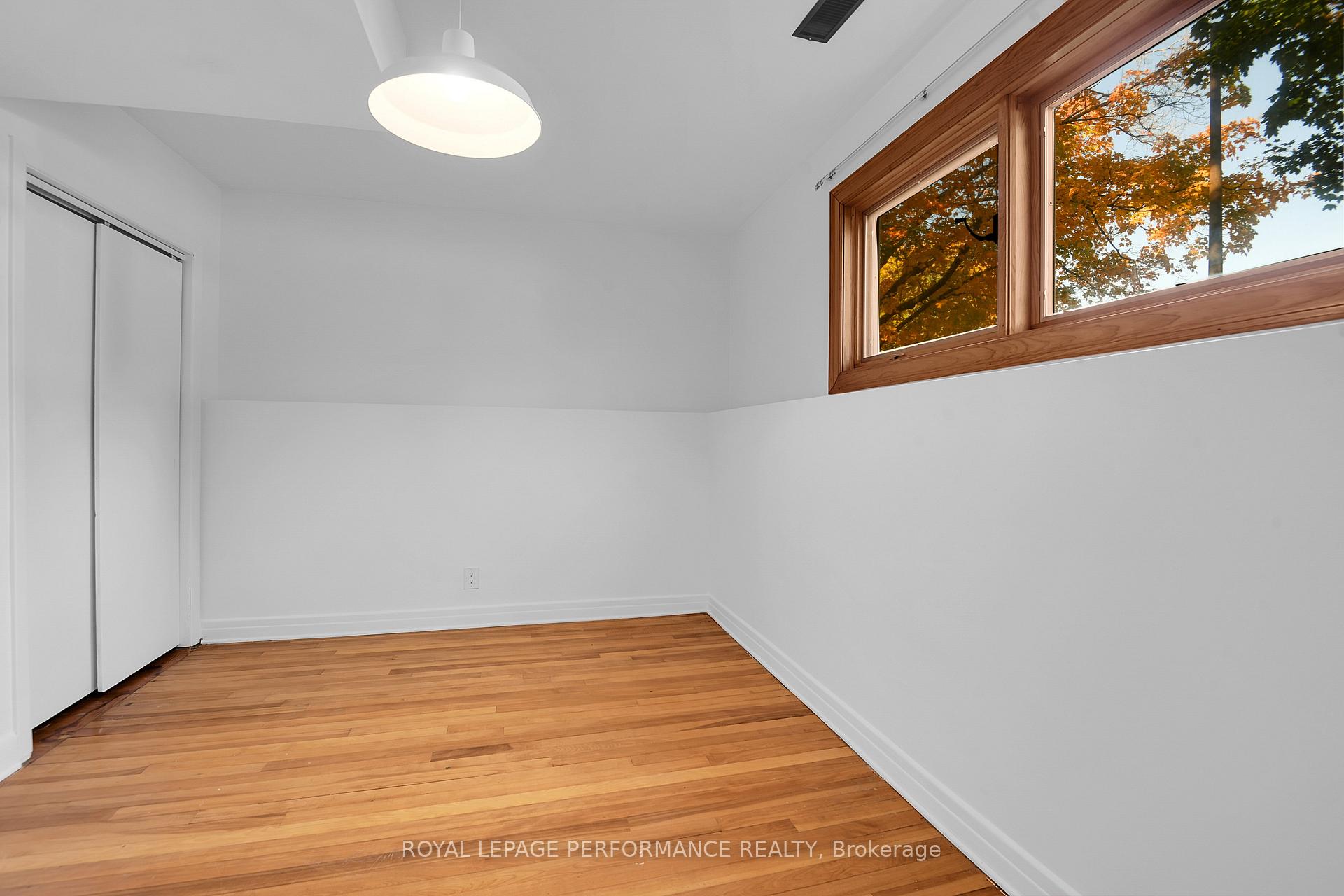 Photo 14 of 1394 Wesmar Drive, Ottawa, Alta Vista — HOMEH