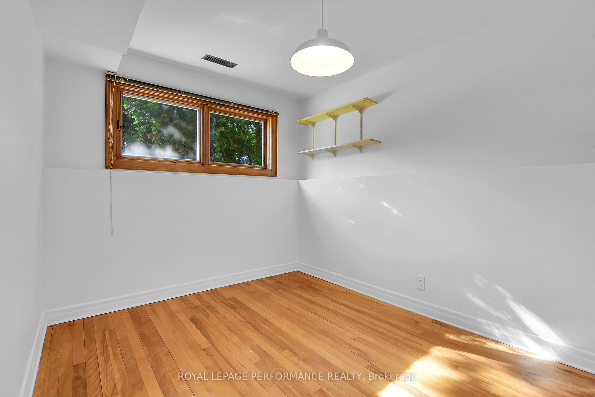 Photo 19 of 1394 Wesmar Drive, Ottawa, Alta Vista — HOMEH